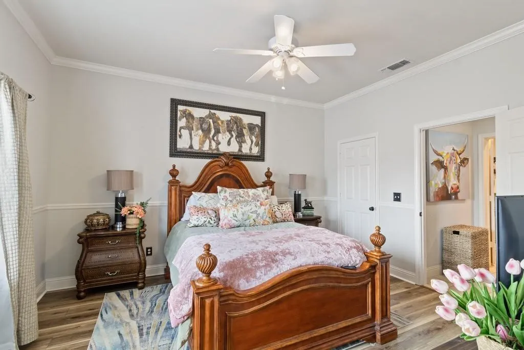 Condominium For Sale in Navarro County , 603 W 6TH Avenue 103, Corsicana, Texas 75110, 2 Bedroom, 2 Bathroom, Garage spaces, 1,475 Sqft, built in 2001, mls#21410530, Real Estate Agent in Corsicana, Homes For Sale in Navarro county, Homes For Sale in Corsicana, Realtor in Corsicana Texas, Real Estate Brokerage Independent Realty Texas, Luminita Cordes Realtor