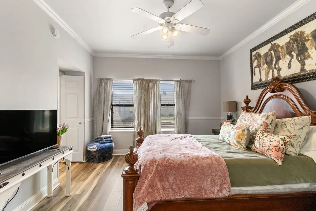 Condominium For Sale in Navarro County , 603 W 6TH Avenue 103, Corsicana, Texas 75110, 2 Bedroom, 2 Bathroom, Garage spaces, 1,475 Sqft, built in 2001, mls#21410530, Real Estate Agent in Corsicana, Homes For Sale in Navarro county, Homes For Sale in Corsicana, Realtor in Corsicana Texas, Real Estate Brokerage Independent Realty Texas, Luminita Cordes Realtor