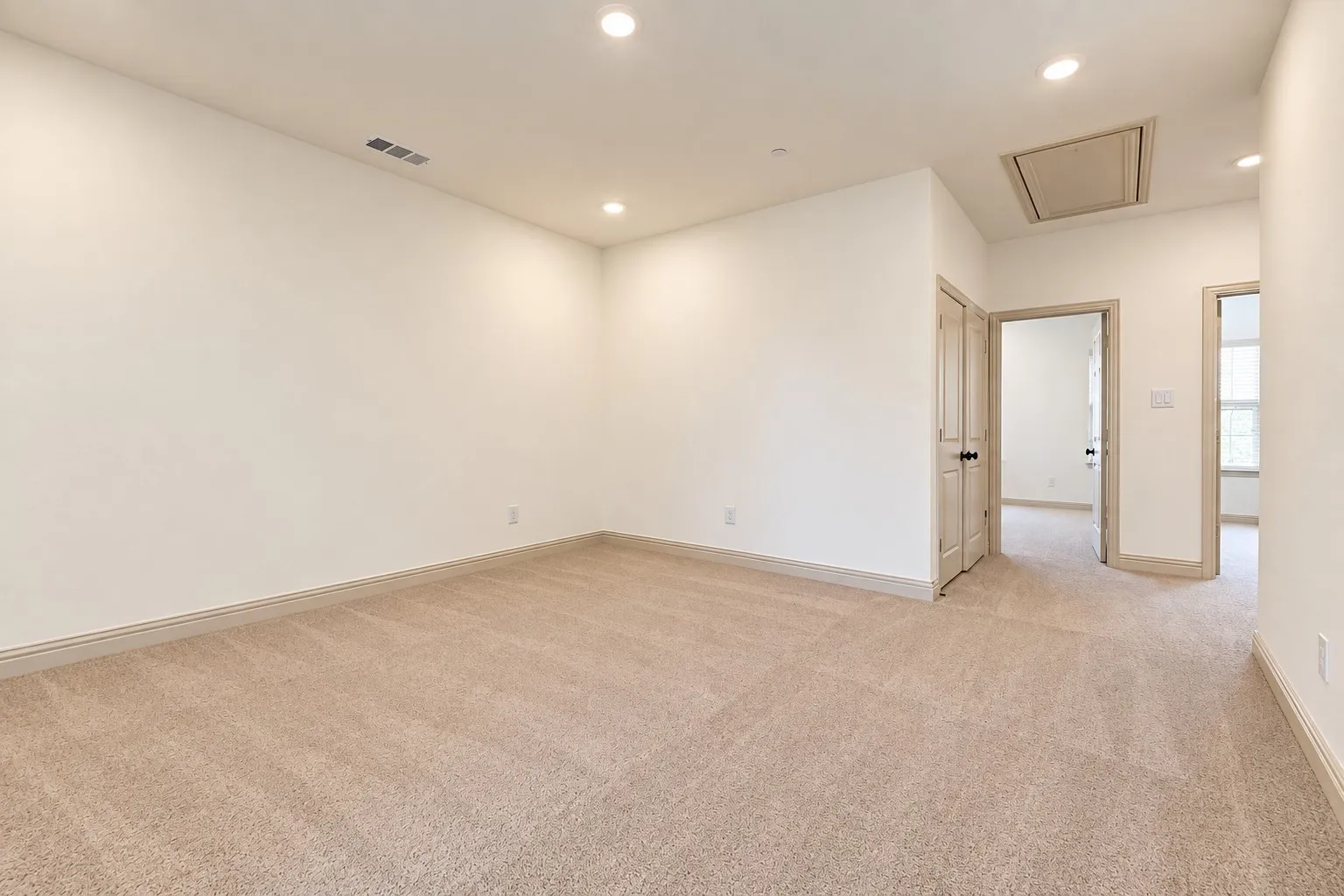Townhouse For Sale in Collin County , 2805 Chisos Red Road, Mc Kinney, Texas 75071, 3 Bedroom, 3 Bathroom, 2 Garage spaces, 2,189 Sqft, built in 2025, mls#21411274, Real Estate Agent in Mc Kinney, Homes For Sale in Collin county, Homes For Sale in Mc Kinney, Realtor in Mc Kinney Texas, Real Estate Brokerage Independent Realty Texas, Luminita Cordes Realtor