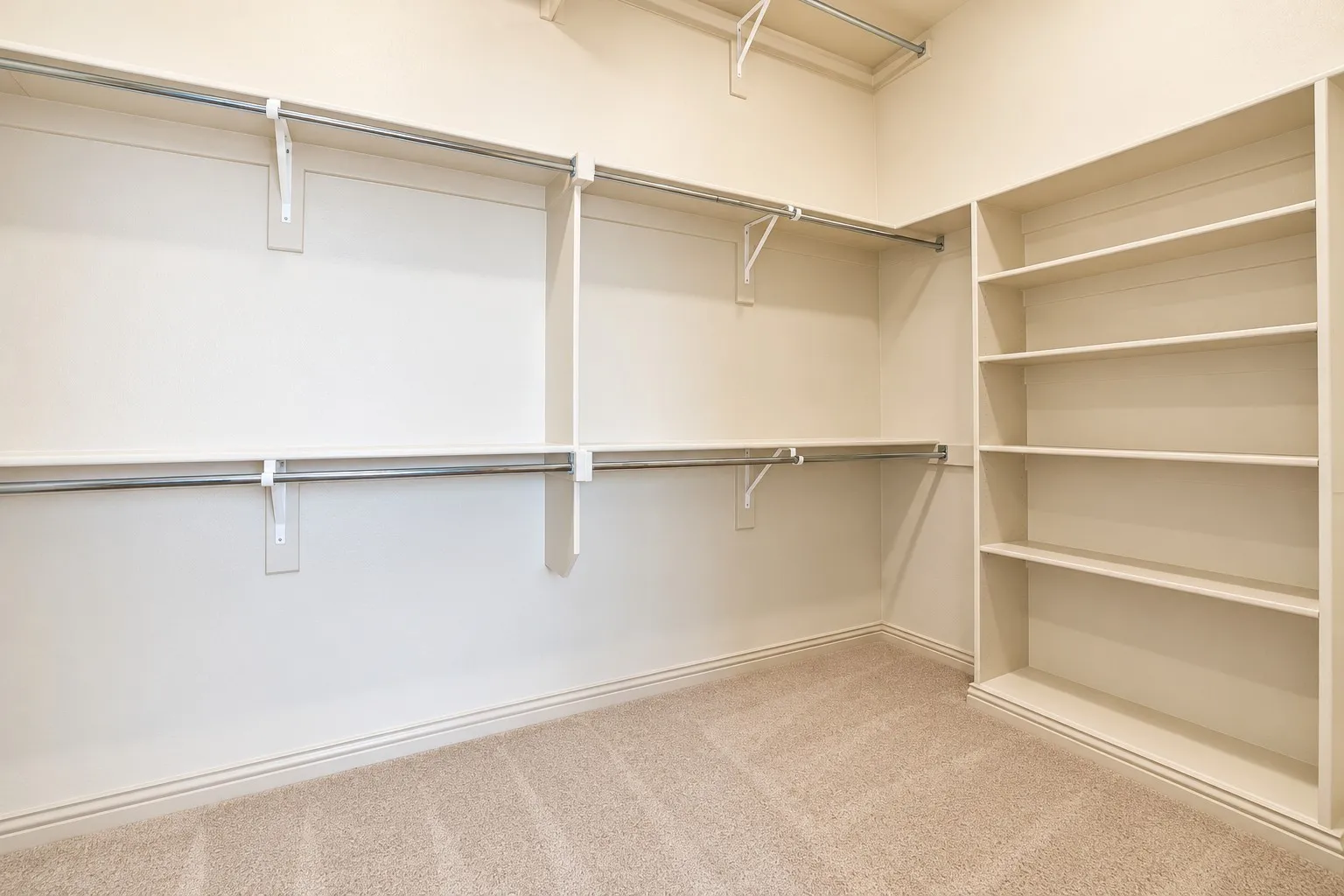 Townhouse For Sale in Collin County , 2805 Chisos Red Road, Mc Kinney, Texas 75071, 3 Bedroom, 3 Bathroom, 2 Garage spaces, 2,189 Sqft, built in 2025, mls#21411274, Real Estate Agent in Mc Kinney, Homes For Sale in Collin county, Homes For Sale in Mc Kinney, Realtor in Mc Kinney Texas, Real Estate Brokerage Independent Realty Texas, Luminita Cordes Realtor