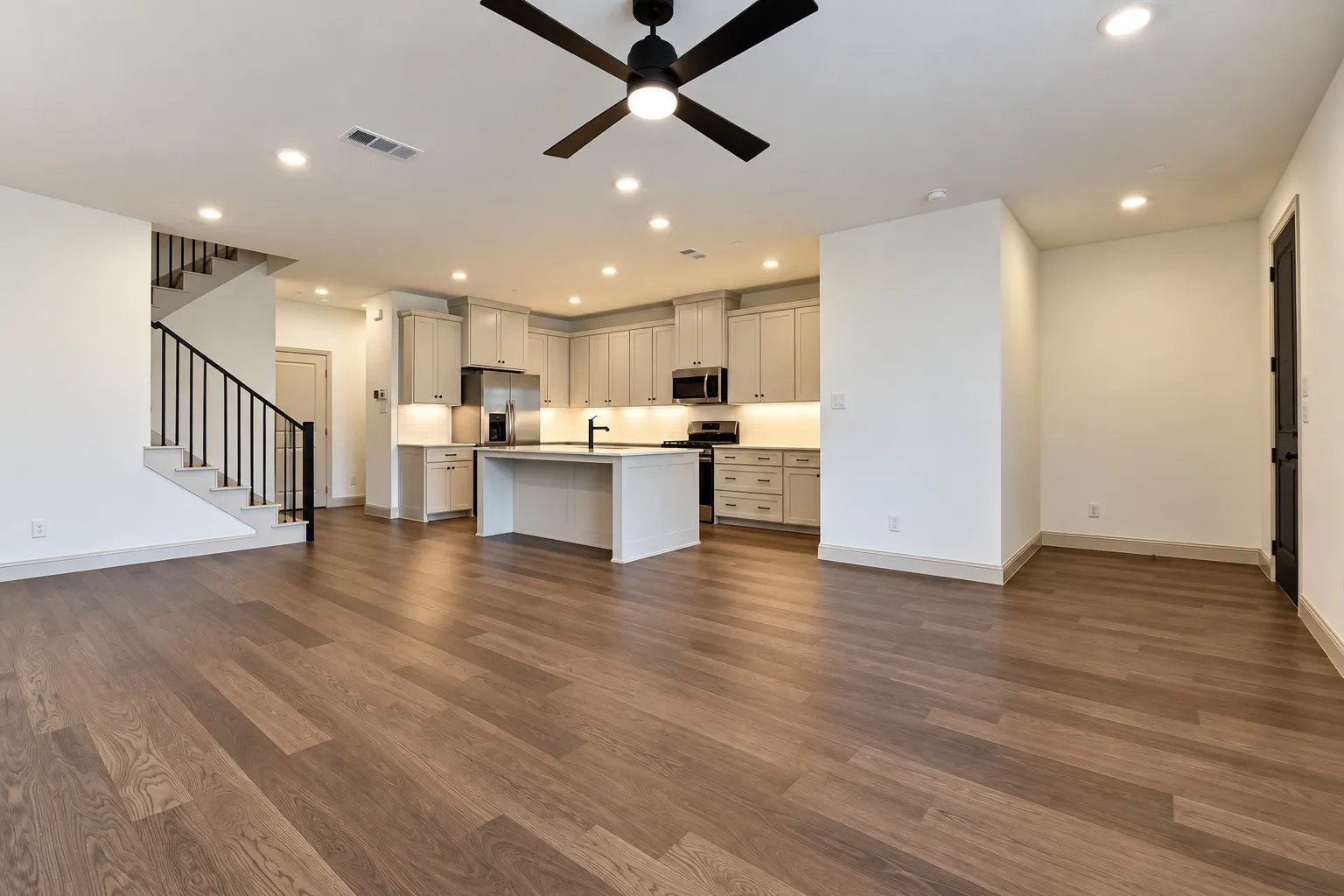 Townhouse For Sale in Collin County , 2805 Chisos Red Road, Mc Kinney, Texas 75071, 3 Bedroom, 3 Bathroom, 2 Garage spaces, 2,189 Sqft, built in 2025, mls#21411274, Real Estate Agent in Mc Kinney, Homes For Sale in Collin county, Homes For Sale in Mc Kinney, Realtor in Mc Kinney Texas, Real Estate Brokerage Independent Realty Texas, Luminita Cordes Realtor
