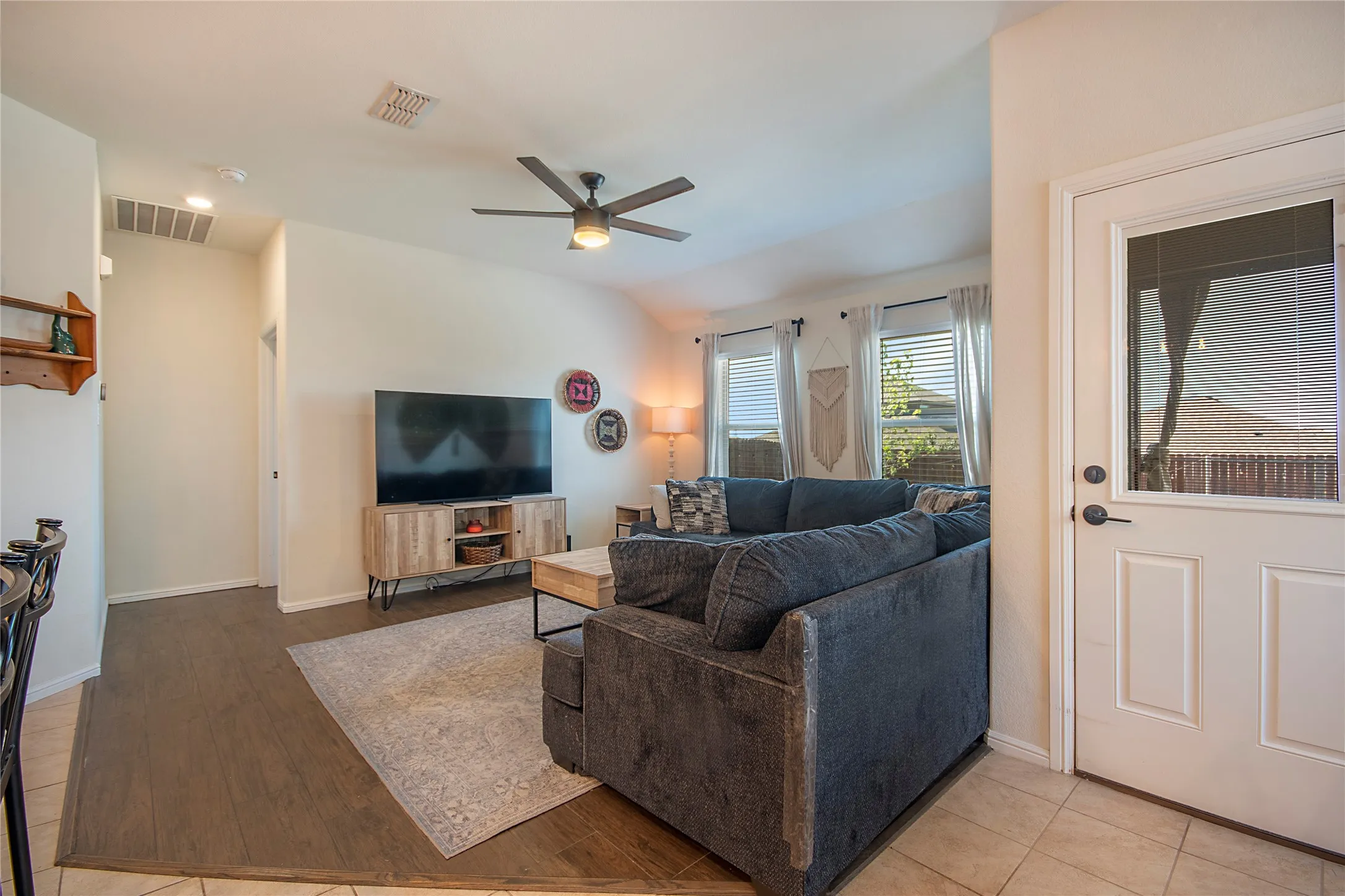 Single Family Residence For Sale in Tarrant County , 2316 Sadlers Creek Lane, Fort Worth, Texas 76108, 4 Bedroom, 2 Bathroom, 2 Garage spaces, 1,605 Sqft, built in 2019, mls#21410423, Real Estate Agent in Fort Worth, Homes For Sale in Tarrant county, Homes For Sale in Fort Worth, Realtor in Fort Worth Texas, Real Estate Brokerage Independent Realty Texas, Luminita Cordes Realtor