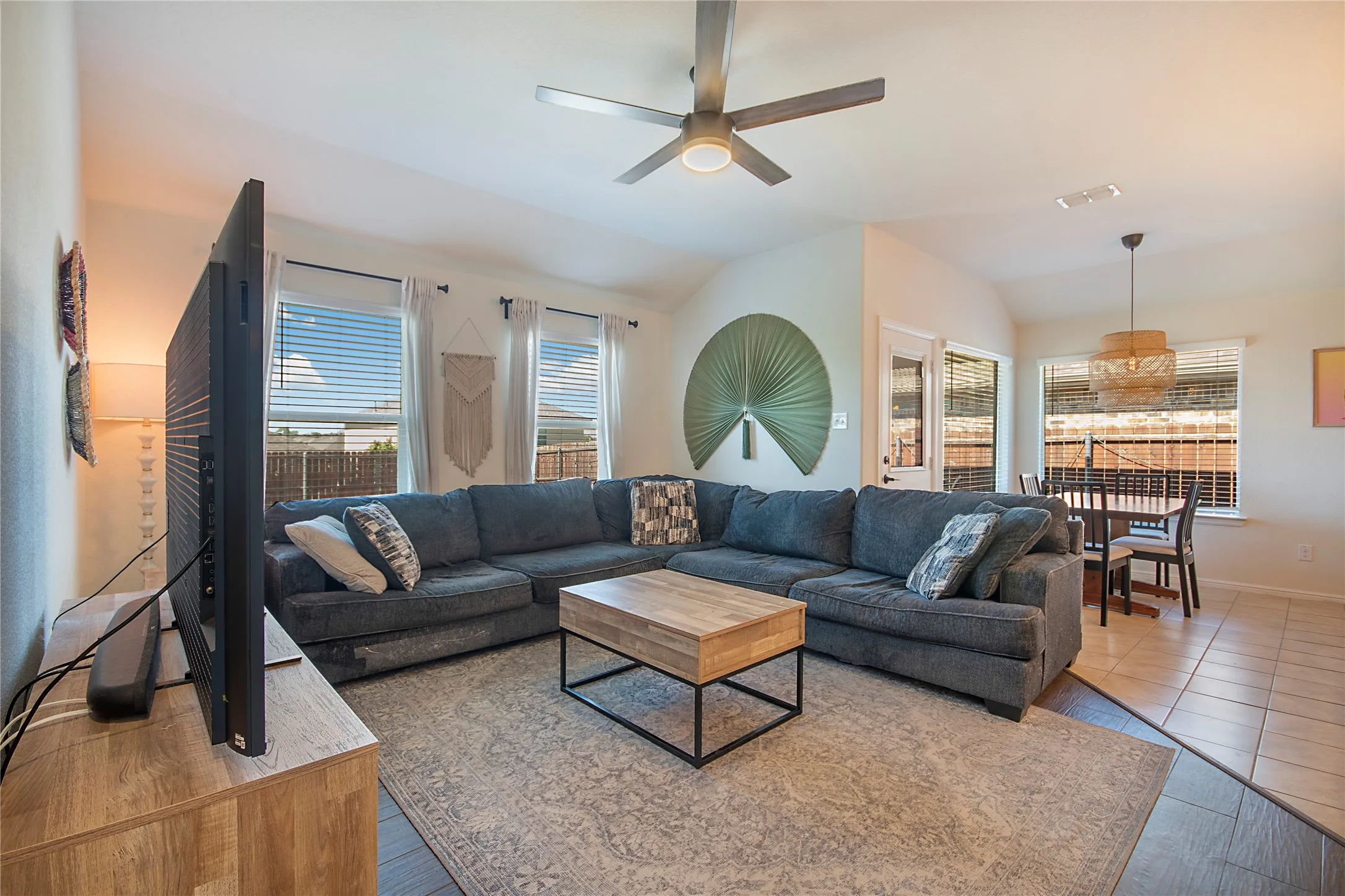 Single Family Residence For Sale in Tarrant County , 2316 Sadlers Creek Lane, Fort Worth, Texas 76108, 4 Bedroom, 2 Bathroom, 2 Garage spaces, 1,605 Sqft, built in 2019, mls#21410423, Real Estate Agent in Fort Worth, Homes For Sale in Tarrant county, Homes For Sale in Fort Worth, Realtor in Fort Worth Texas, Real Estate Brokerage Independent Realty Texas, Luminita Cordes Realtor