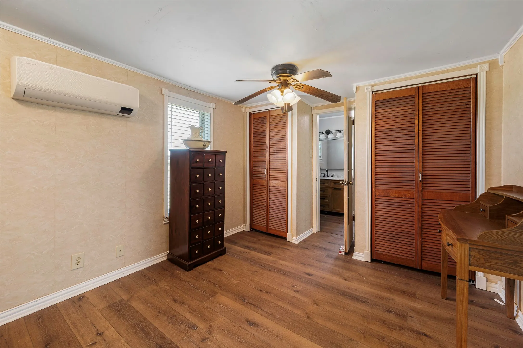 Single Family Residence For Sale in Montague County , 3913 Fm1956, Nocona, Texas 76255, 2 Bedroom, 1 Bathroom, Garage spaces, 1,151 Sqft, built in 1970, mls#21411288, Real Estate Agent in Nocona, Homes For Sale in Montague county, Homes For Sale in Nocona, Realtor in Nocona Texas, Real Estate Brokerage Independent Realty Texas, Luminita Cordes Realtor