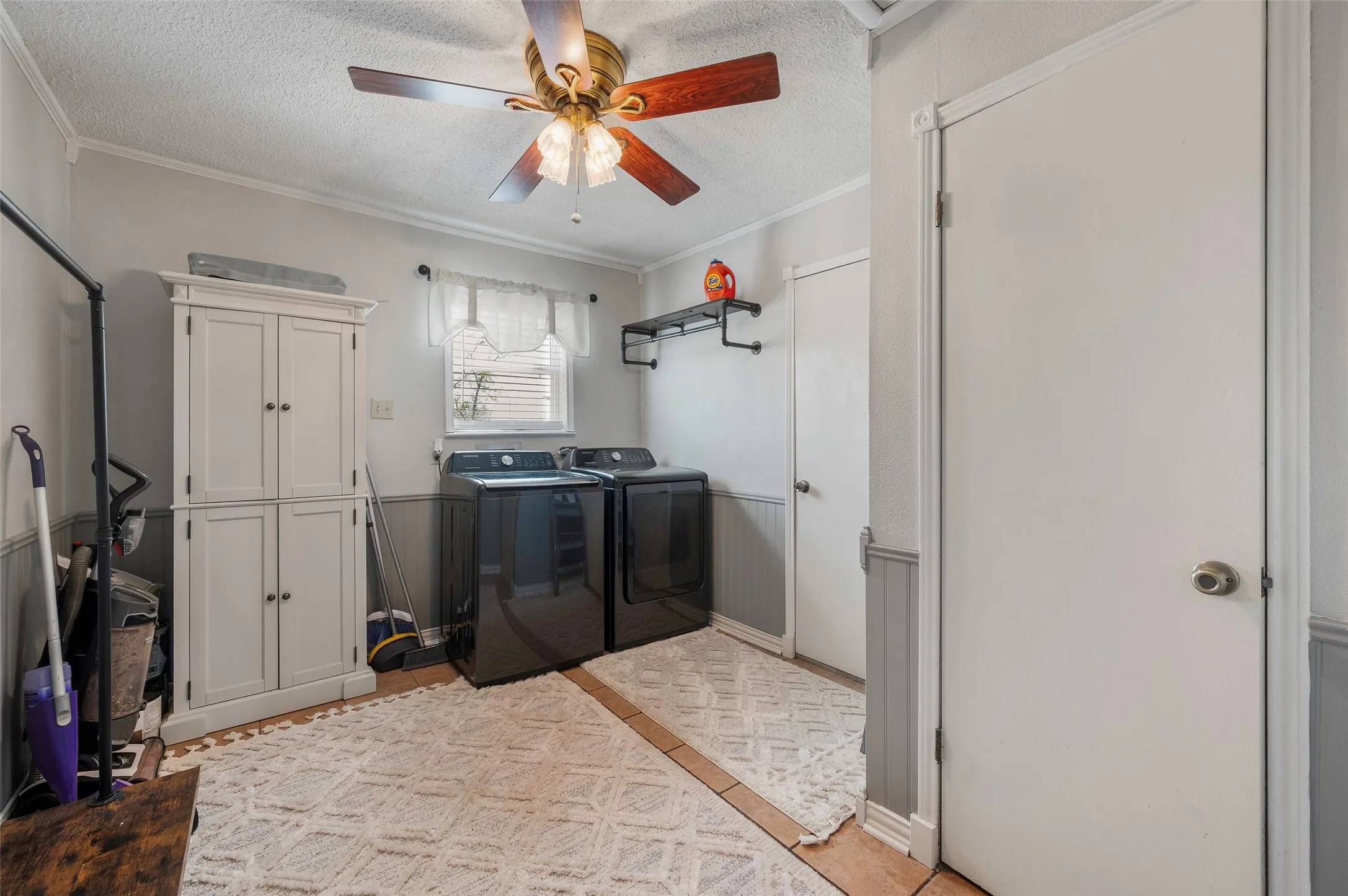 Single Family Residence For Sale in Montague County , 3913 Fm1956, Nocona, Texas 76255, 2 Bedroom, 1 Bathroom, Garage spaces, 1,151 Sqft, built in 1970, mls#21411288, Real Estate Agent in Nocona, Homes For Sale in Montague county, Homes For Sale in Nocona, Realtor in Nocona Texas, Real Estate Brokerage Independent Realty Texas, Luminita Cordes Realtor