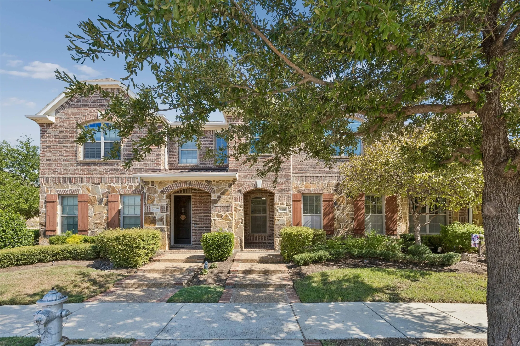 Townhouse For Rent