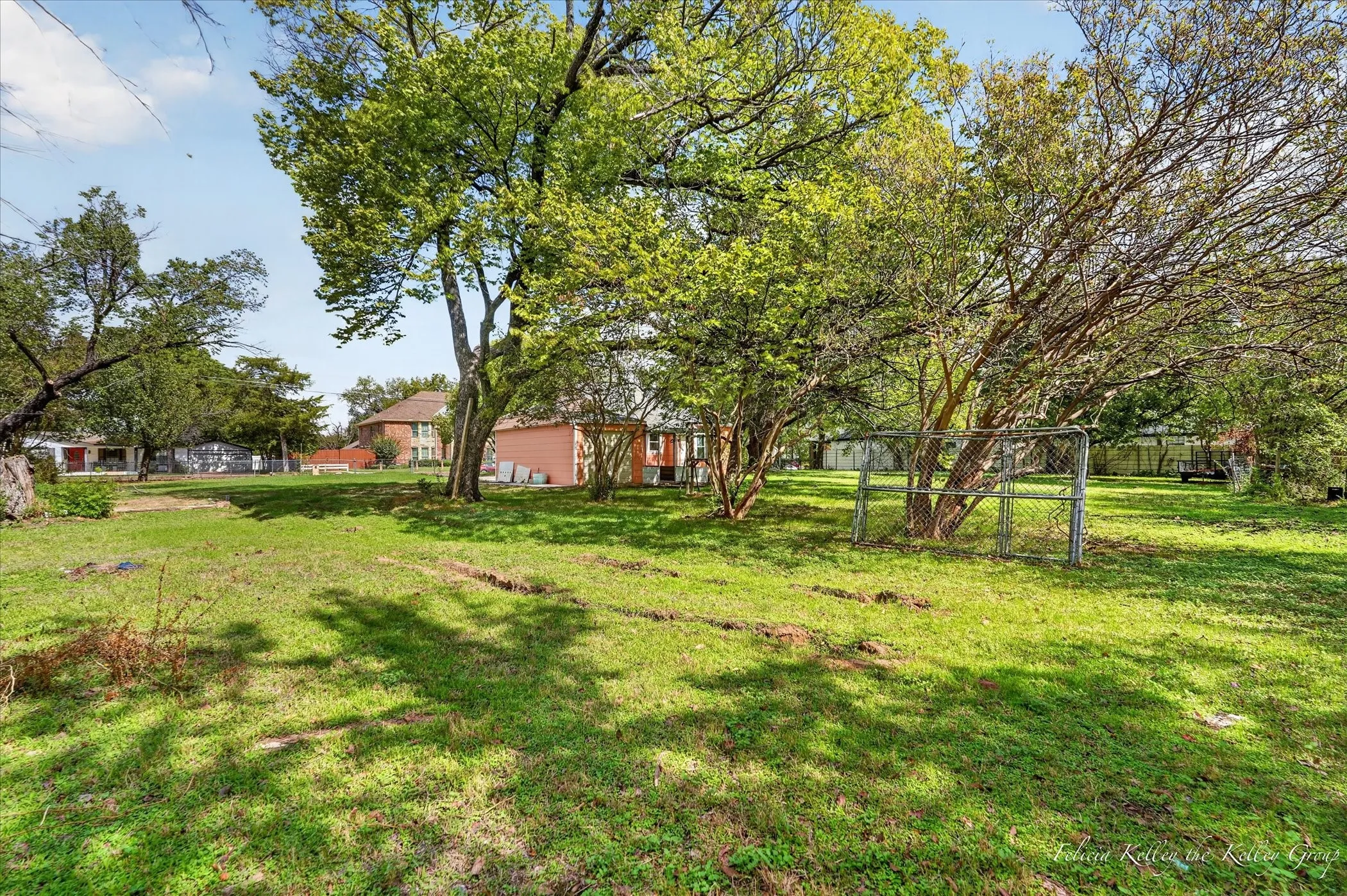 Unimproved Land For Sale in Dallas County , 906 King Avenue, Irving, Texas 75060, 0, 0, Garage spaces, 0 Sqft, built in 0, mls#21408448, Real Estate Agent in Irving, Homes For Sale in Dallas county, Homes For Sale in Irving, Realtor in Irving Texas, Real Estate Brokerage Independent Realty Texas, Luminita Cordes Realtor
