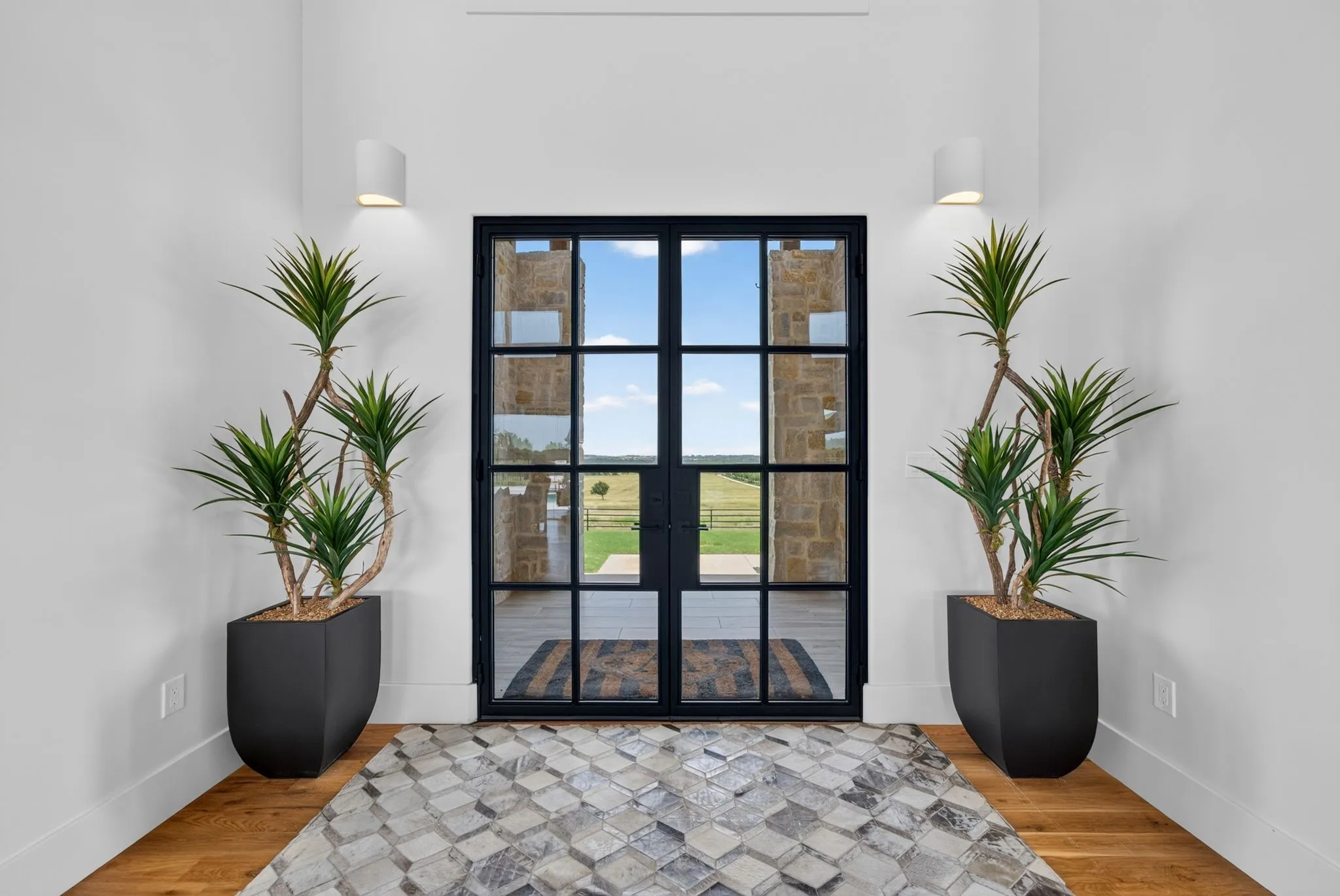 Single Family Residence For Sale in Johnson County , 2145 CR 1227, Cleburne, Texas 76033, 3 Bedroom, 4 Bathroom, 2 Garage spaces, 4,135 Sqft, built in 2021, mls#21411263, Real Estate Agent in Cleburne, Homes For Sale in Johnson county, Homes For Sale in Cleburne, Realtor in Cleburne Texas, Real Estate Brokerage Independent Realty Texas, Luminita Cordes Realtor