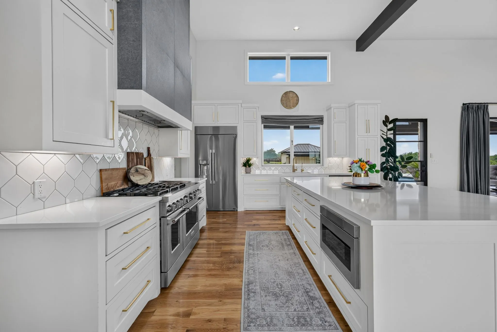 Single Family Residence For Sale in Johnson County , 2145 CR 1227, Cleburne, Texas 76033, 3 Bedroom, 4 Bathroom, 2 Garage spaces, 4,135 Sqft, built in 2021, mls#21411263, Real Estate Agent in Cleburne, Homes For Sale in Johnson county, Homes For Sale in Cleburne, Realtor in Cleburne Texas, Real Estate Brokerage Independent Realty Texas, Luminita Cordes Realtor