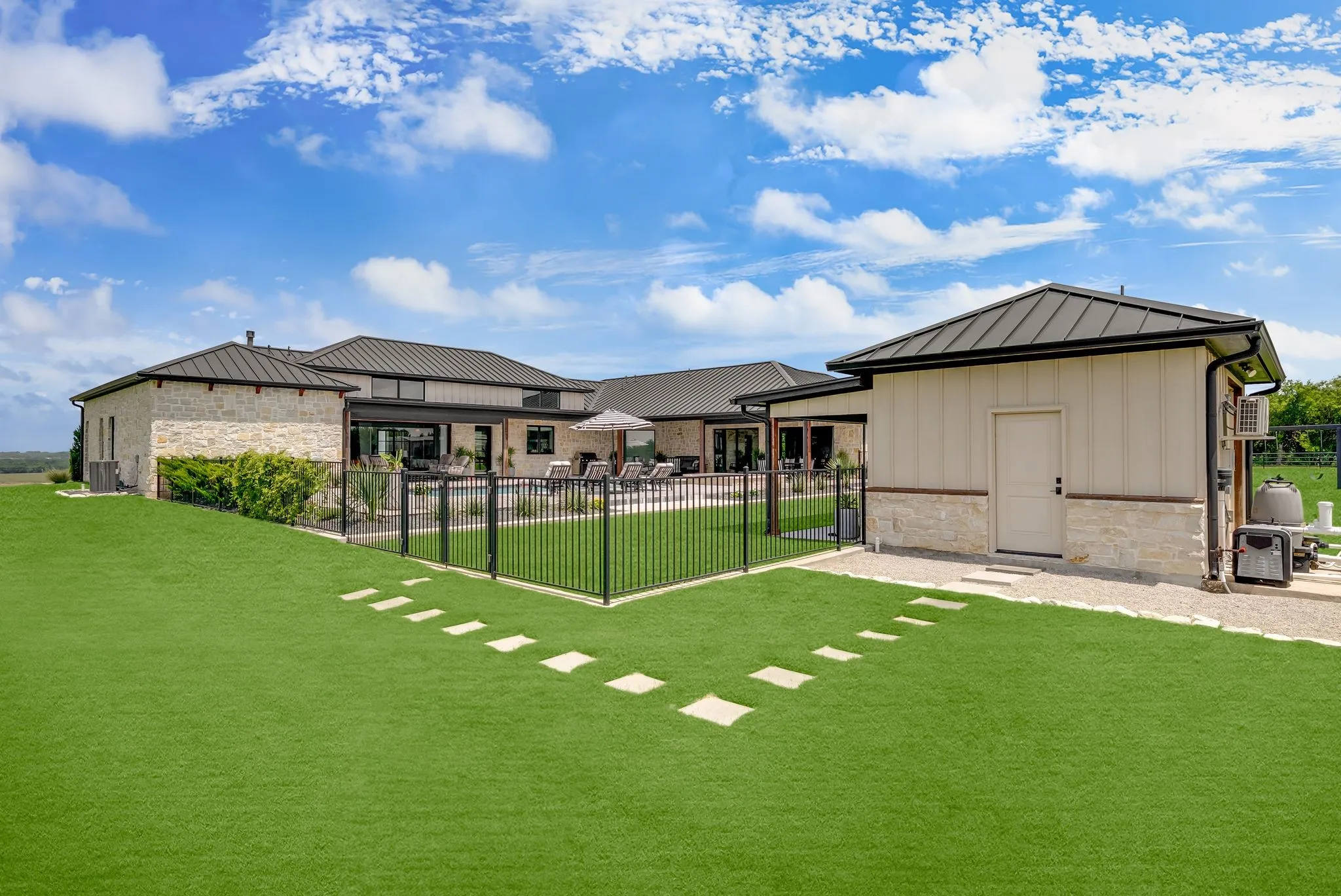 Single Family Residence For Sale in Johnson County , 2145 CR 1227, Cleburne, Texas 76033, 3 Bedroom, 4 Bathroom, 2 Garage spaces, 4,135 Sqft, built in 2021, mls#21411263, Real Estate Agent in Cleburne, Homes For Sale in Johnson county, Homes For Sale in Cleburne, Realtor in Cleburne Texas, Real Estate Brokerage Independent Realty Texas, Luminita Cordes Realtor