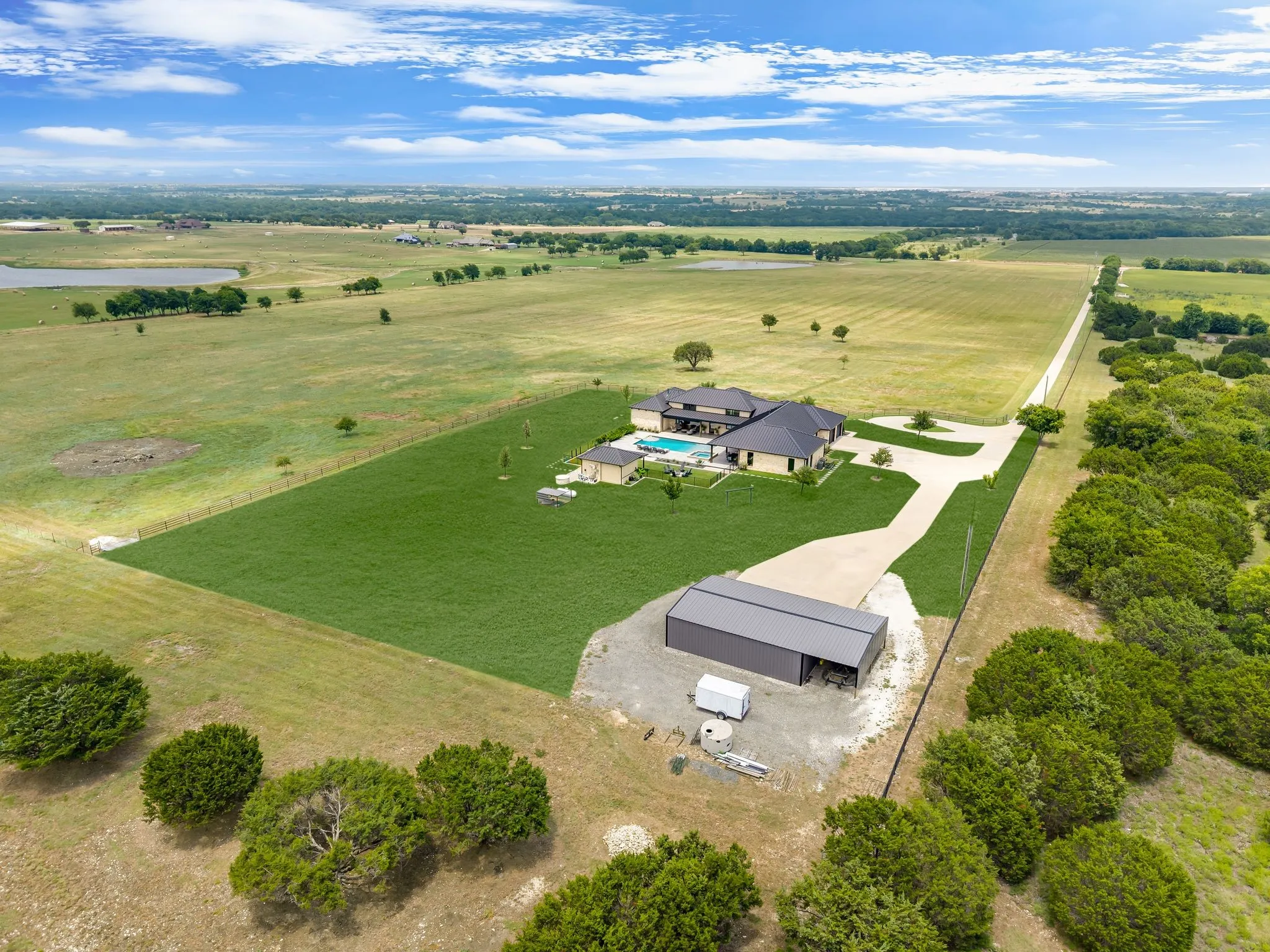Single Family Residence For Sale in Johnson County , 2145 CR 1227, Cleburne, Texas 76033, 3 Bedroom, 4 Bathroom, 2 Garage spaces, 4,135 Sqft, built in 2021, mls#21411263, Real Estate Agent in Cleburne, Homes For Sale in Johnson county, Homes For Sale in Cleburne, Realtor in Cleburne Texas, Real Estate Brokerage Independent Realty Texas, Luminita Cordes Realtor