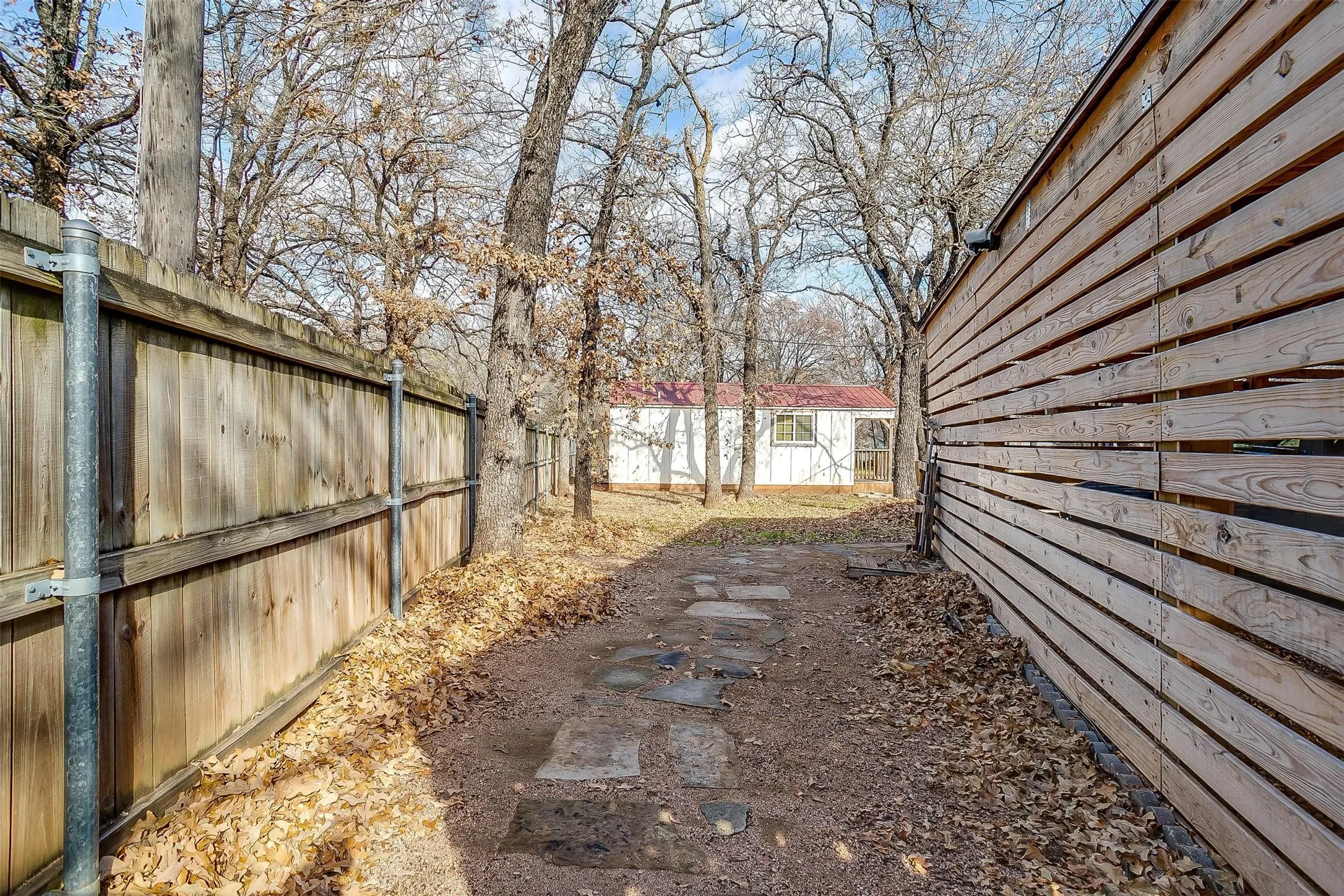 Private Gated Lighted Entry