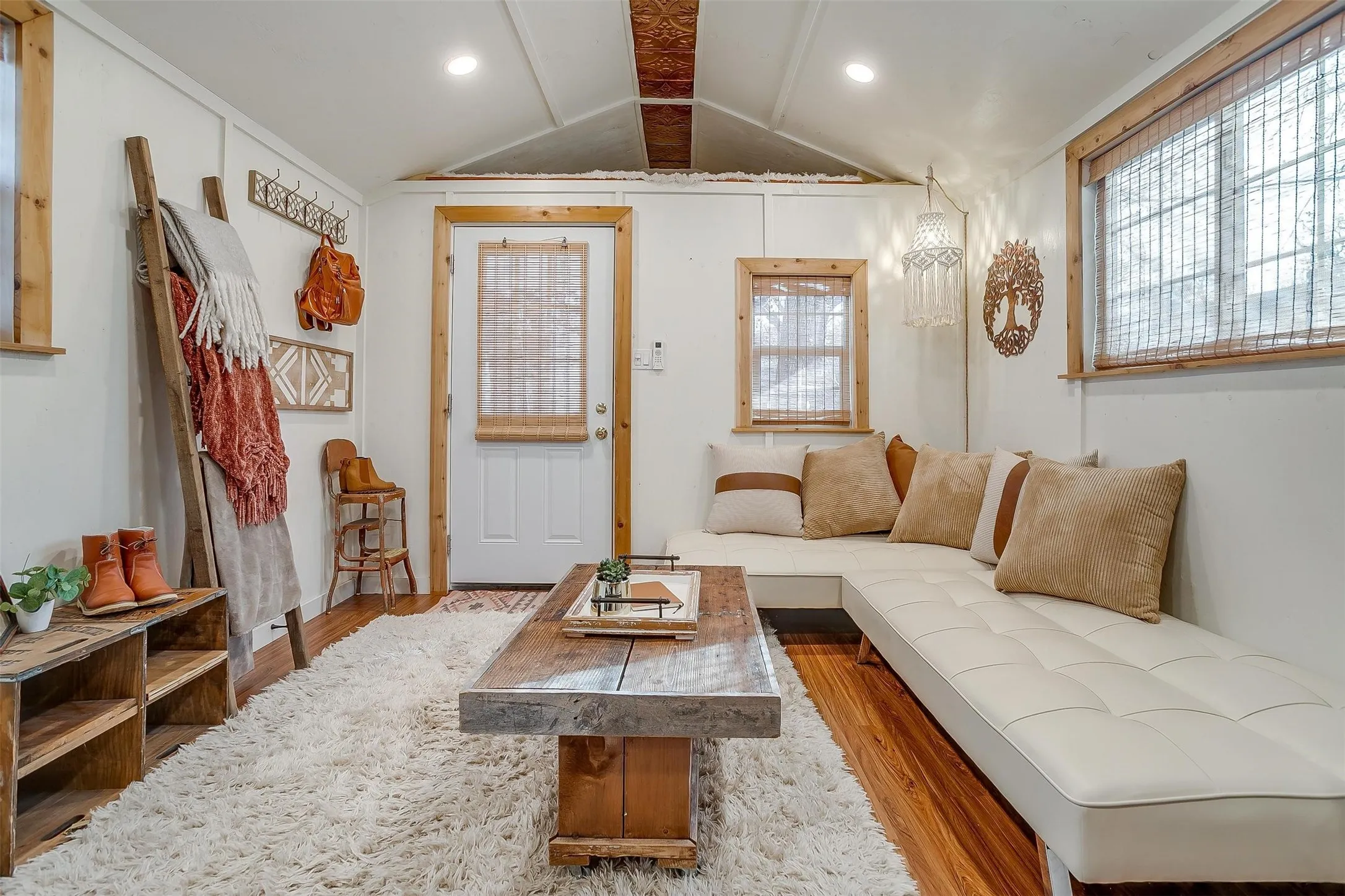 Fully Furnished