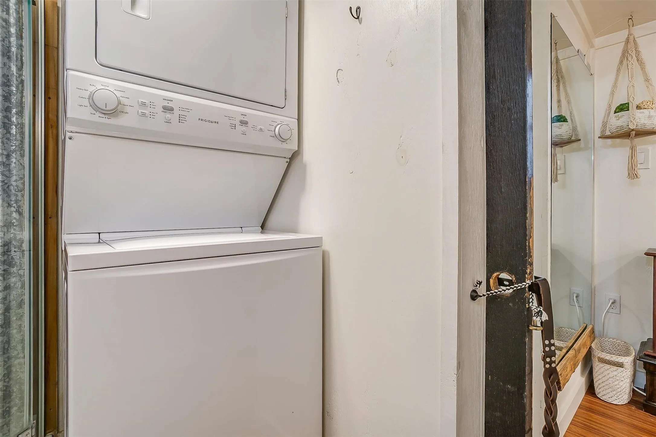 Apartment For Rent in Johnson County , 1809 Whispering Oaks Street B, Burleson, Texas 76028, 1 Bedroom, 1 Bathroom, Garage spaces, 288 Sqft, built in 2022, mls#21411302, Real Estate Agent in Burleson, Homes For Rent in Johnson county, Homes For Rent in Burleson, Realtor in Burleson Texas, Real Estate Brokerage Independent Realty Texas, Luminita Cordes Realtor