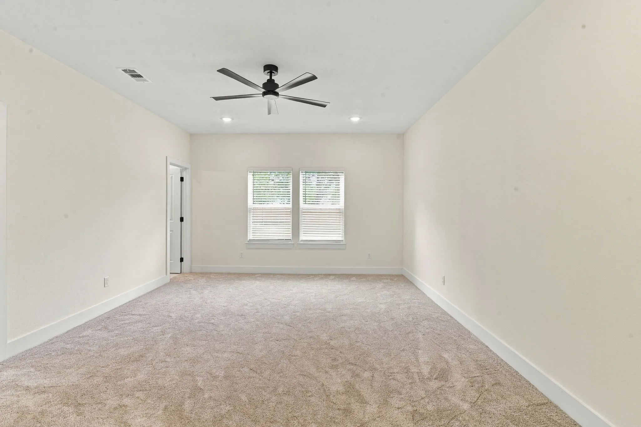 Single Family Residence For Sale in Navarro County , 1400 W 12Th Avenue, Corsicana, Texas 75110, 3 Bedroom, 2 Bathroom, Garage spaces, 1,457 Sqft, built in 2026, mls#21411284, Real Estate Agent in Corsicana, Homes For Sale in Navarro county, Homes For Sale in Corsicana, Realtor in Corsicana Texas, Real Estate Brokerage Independent Realty Texas, Luminita Cordes Realtor