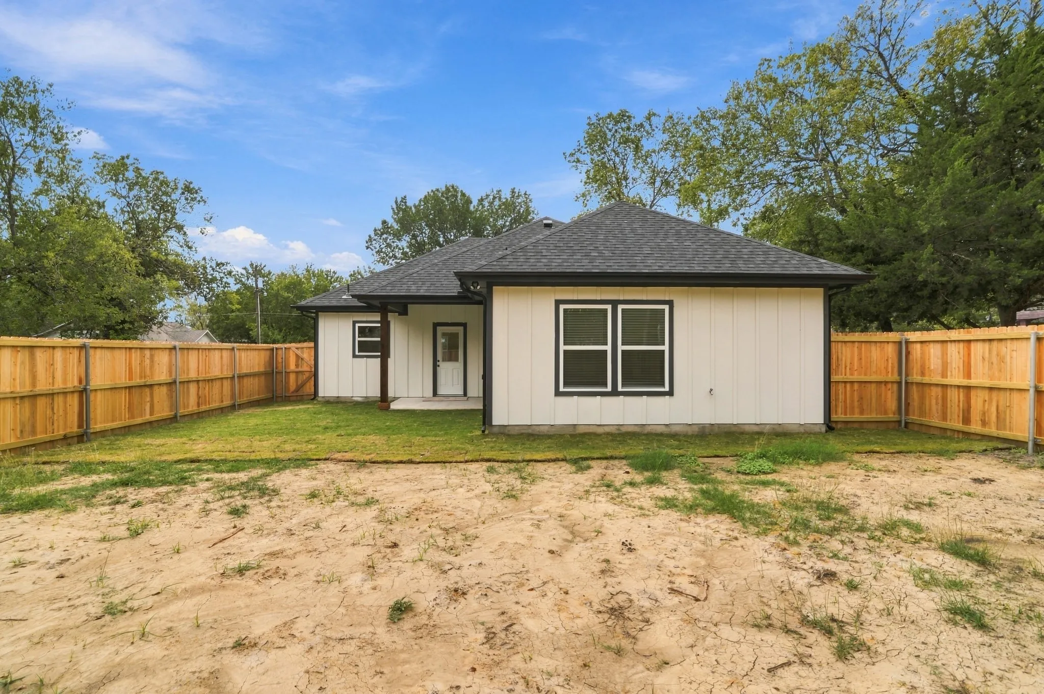 Single Family Residence For Sale in Navarro County , 1400 W 12Th Avenue, Corsicana, Texas 75110, 3 Bedroom, 2 Bathroom, Garage spaces, 1,457 Sqft, built in 2026, mls#21411284, Real Estate Agent in Corsicana, Homes For Sale in Navarro county, Homes For Sale in Corsicana, Realtor in Corsicana Texas, Real Estate Brokerage Independent Realty Texas, Luminita Cordes Realtor