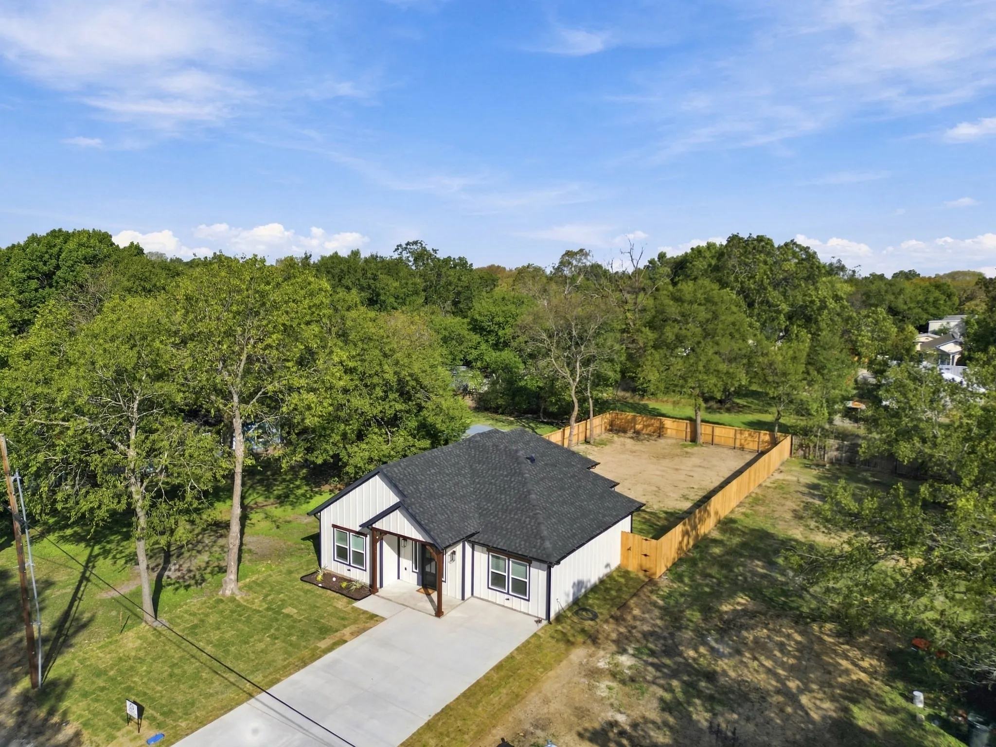 Single Family Residence For Sale in Navarro County , 1400 W 12Th Avenue, Corsicana, Texas 75110, 3 Bedroom, 2 Bathroom, Garage spaces, 1,457 Sqft, built in 2026, mls#21411284, Real Estate Agent in Corsicana, Homes For Sale in Navarro county, Homes For Sale in Corsicana, Realtor in Corsicana Texas, Real Estate Brokerage Independent Realty Texas, Luminita Cordes Realtor