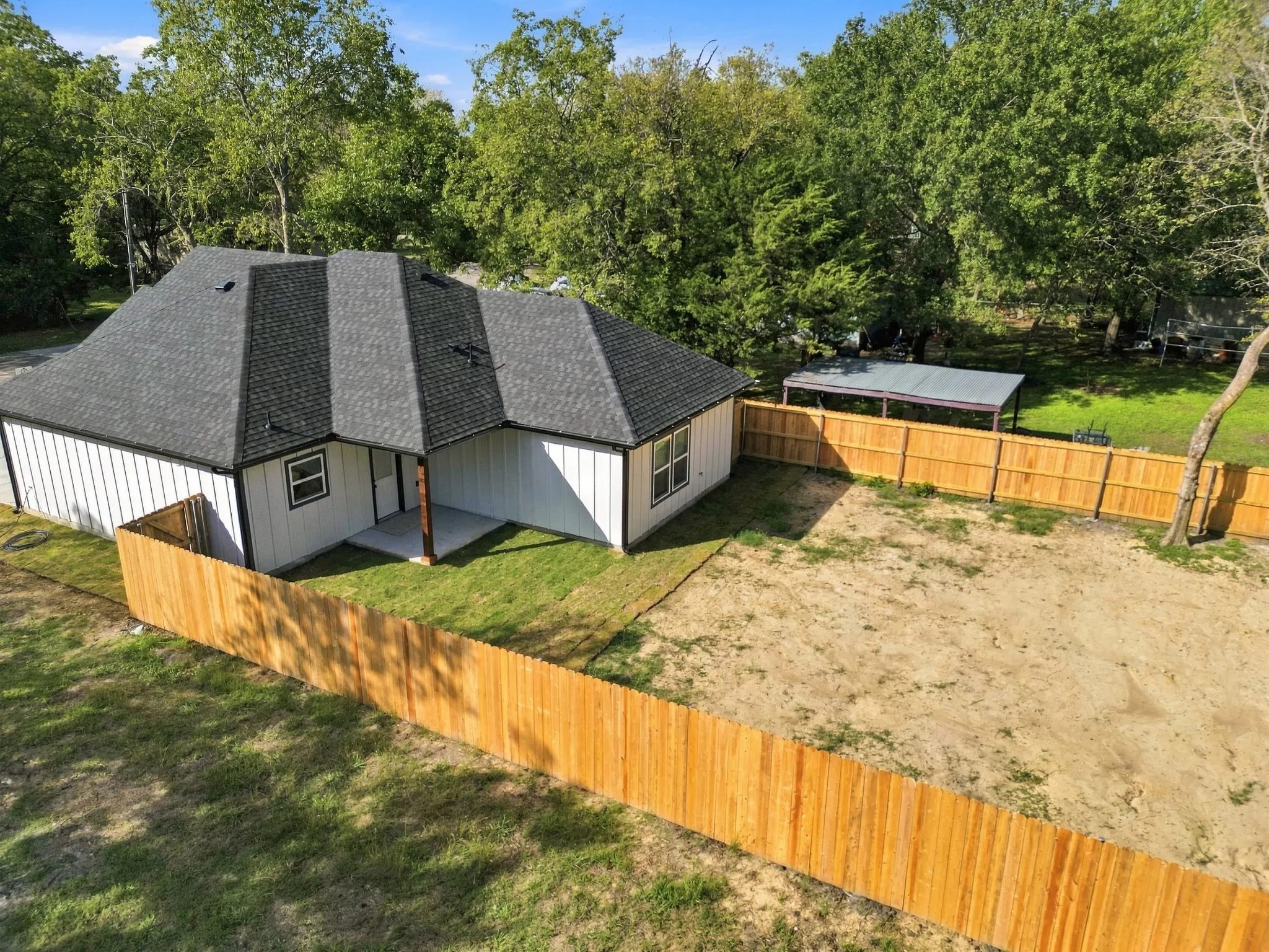 Single Family Residence For Sale in Navarro County , 1400 W 12Th Avenue, Corsicana, Texas 75110, 3 Bedroom, 2 Bathroom, Garage spaces, 1,457 Sqft, built in 2026, mls#21411284, Real Estate Agent in Corsicana, Homes For Sale in Navarro county, Homes For Sale in Corsicana, Realtor in Corsicana Texas, Real Estate Brokerage Independent Realty Texas, Luminita Cordes Realtor