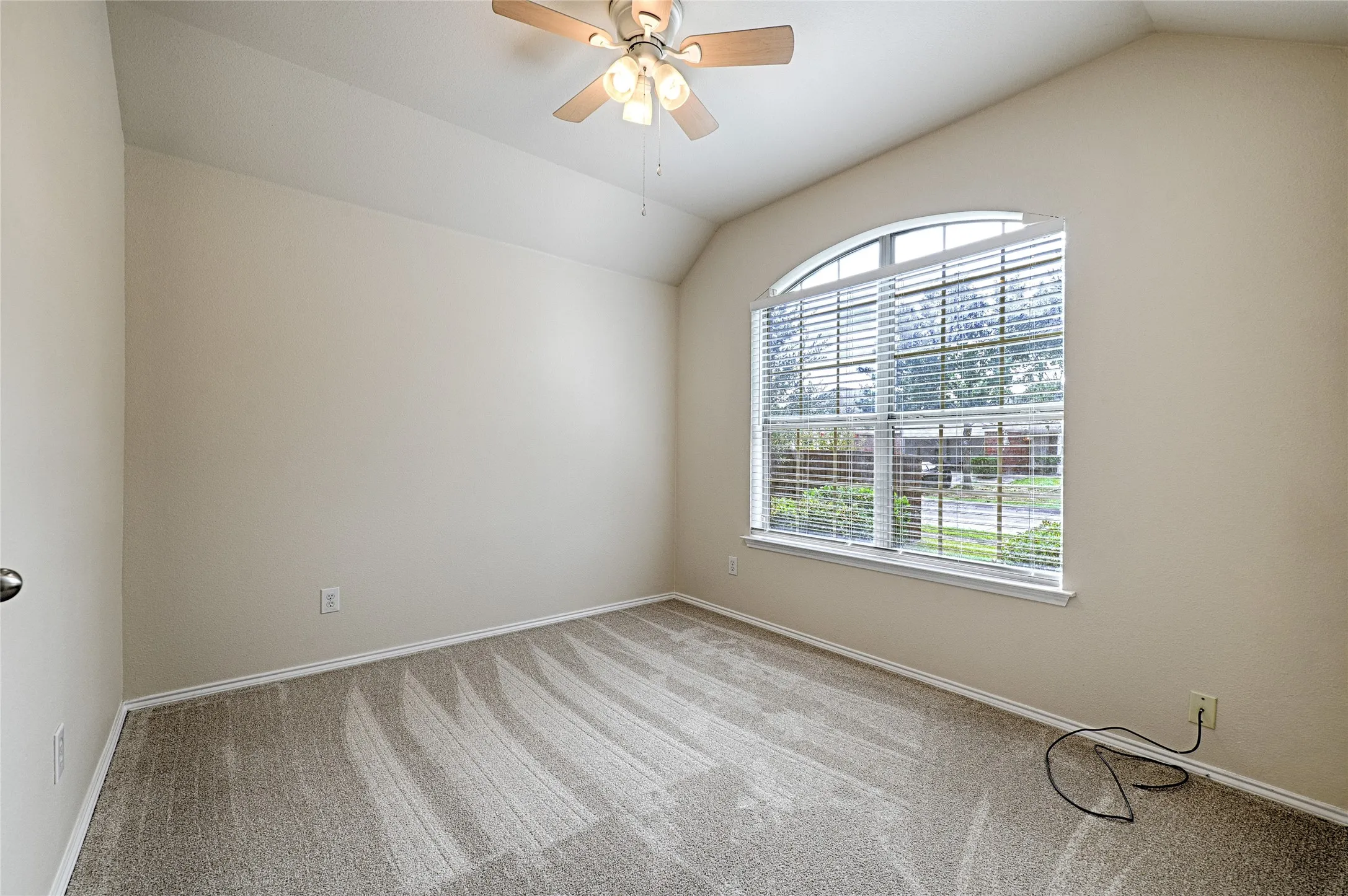 Single Family Residence For Sale in Collin County , 1200 Pine Forest Drive, Princeton, Texas 75407, 3 Bedroom, 2 Bathroom, 2 Garage spaces, 1,324 Sqft, built in 2010, mls#21410604, Real Estate Agent in Princeton, Homes For Sale in Collin county, Homes For Sale in Princeton, Realtor in Princeton Texas, Real Estate Brokerage Independent Realty Texas, Luminita Cordes Realtor