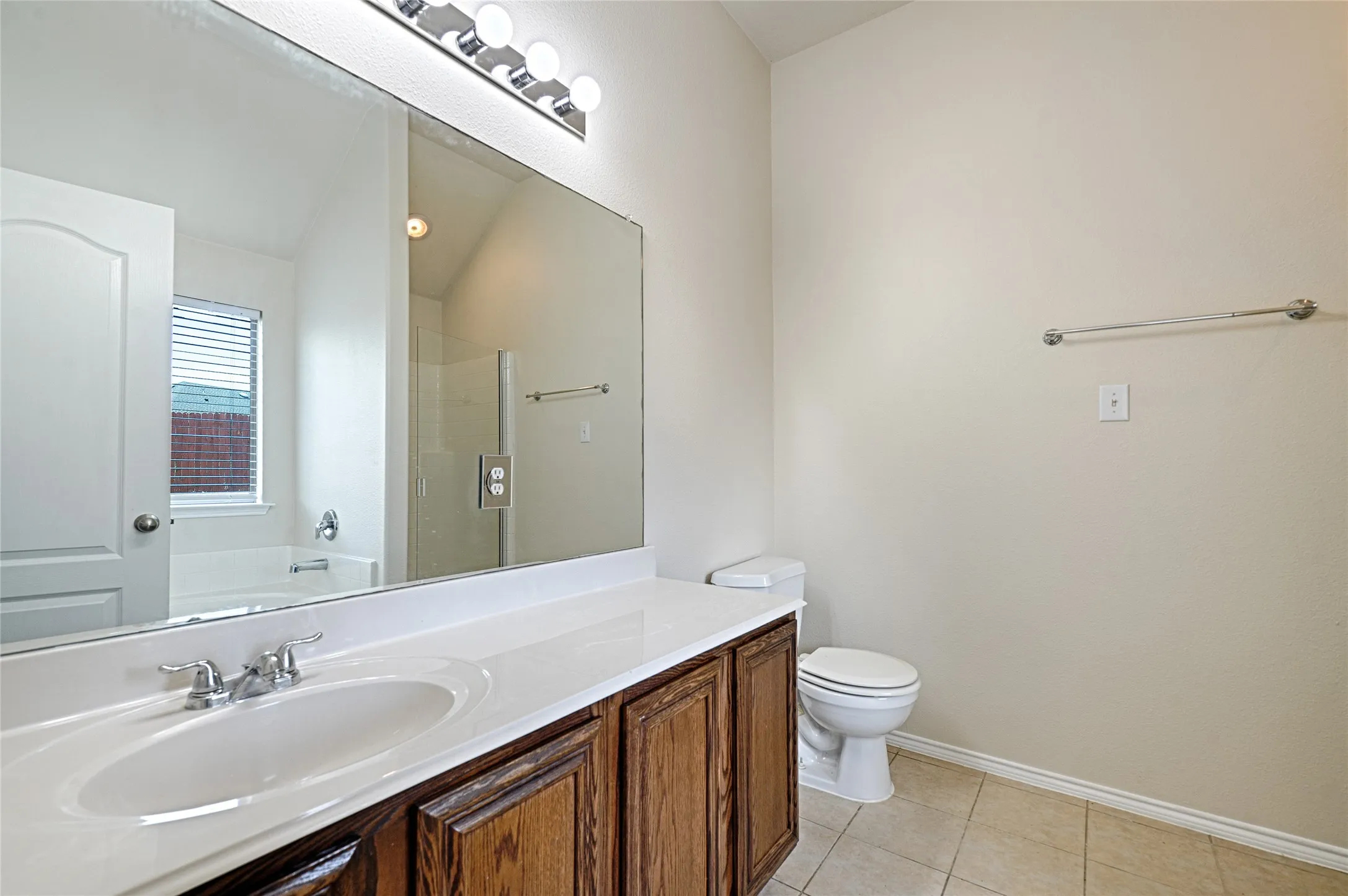 Single Family Residence For Sale in Collin County , 1200 Pine Forest Drive, Princeton, Texas 75407, 3 Bedroom, 2 Bathroom, 2 Garage spaces, 1,324 Sqft, built in 2010, mls#21410604, Real Estate Agent in Princeton, Homes For Sale in Collin county, Homes For Sale in Princeton, Realtor in Princeton Texas, Real Estate Brokerage Independent Realty Texas, Luminita Cordes Realtor