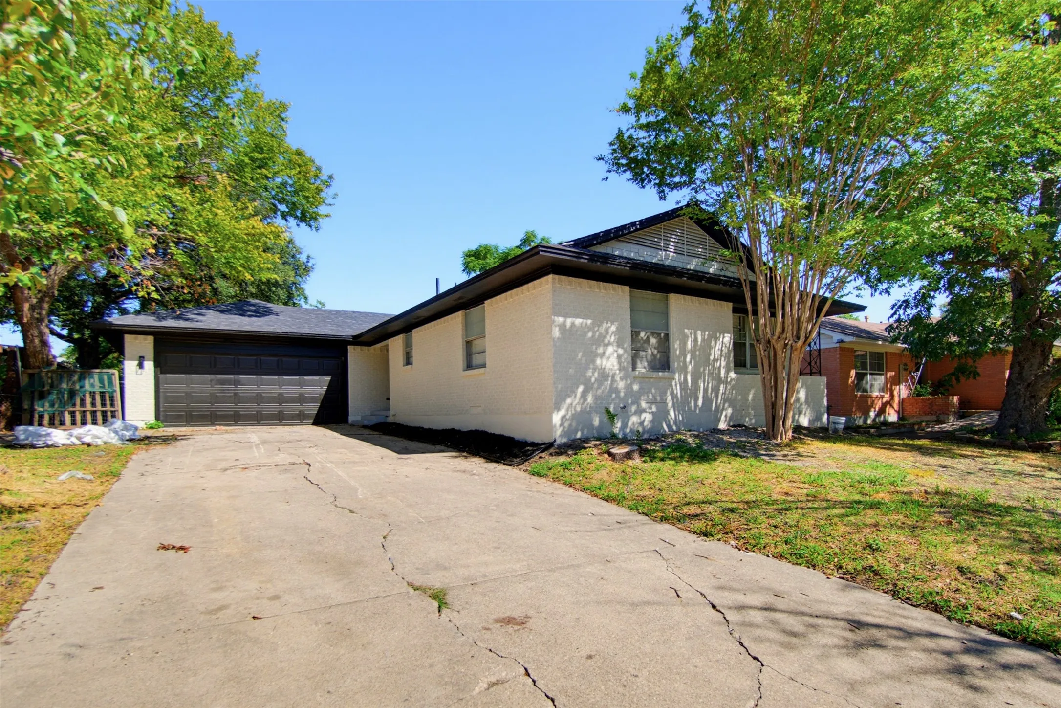 Single Family Residence For Sale