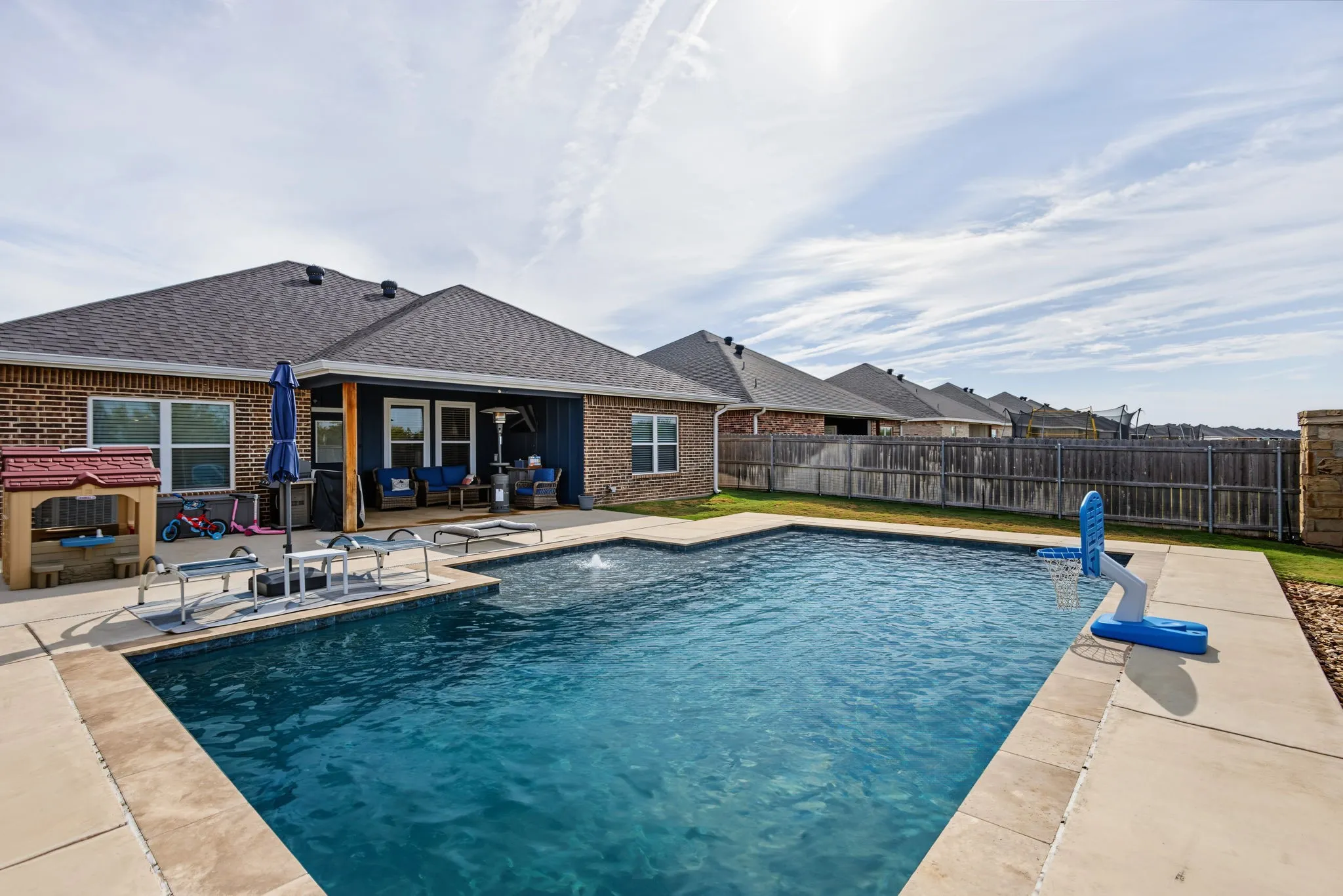 Single Family Residence For Sale in Taylor County , 7420 Lake Ridge Parkway, Abilene, Texas 79602, 3 Bedroom, 2 Bathroom, 2 Garage spaces, 1,632 Sqft, built in 2021, mls#21384311, Real Estate Agent in Abilene, Homes For Sale in Taylor county, Homes For Sale in Abilene, Realtor in Abilene Texas, Real Estate Brokerage Independent Realty Texas, Luminita Cordes Realtor