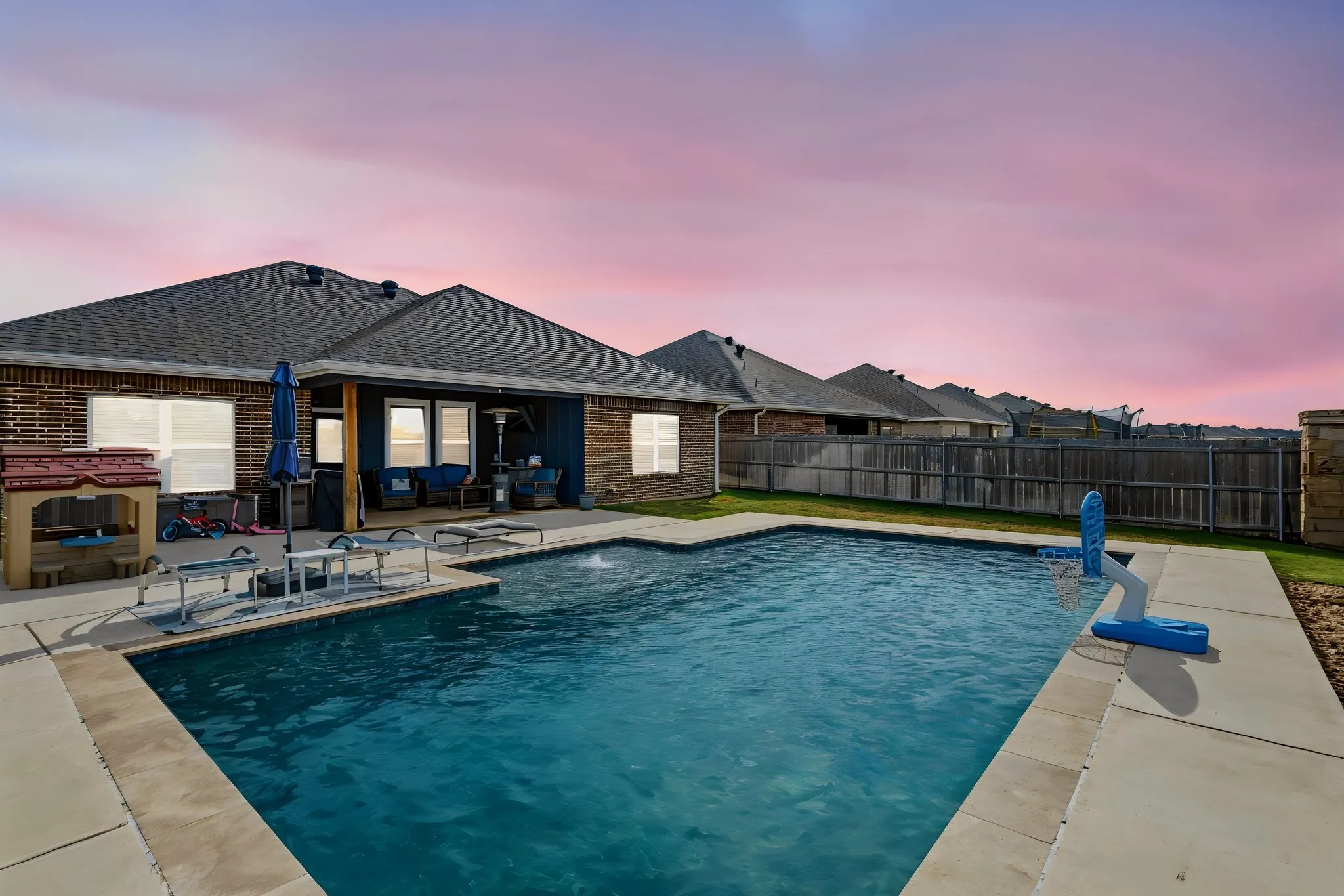 Single Family Residence For Sale in Taylor County , 7420 Lake Ridge Parkway, Abilene, Texas 79602, 3 Bedroom, 2 Bathroom, 2 Garage spaces, 1,632 Sqft, built in 2021, mls#21384311, Real Estate Agent in Abilene, Homes For Sale in Taylor county, Homes For Sale in Abilene, Realtor in Abilene Texas, Real Estate Brokerage Independent Realty Texas, Luminita Cordes Realtor