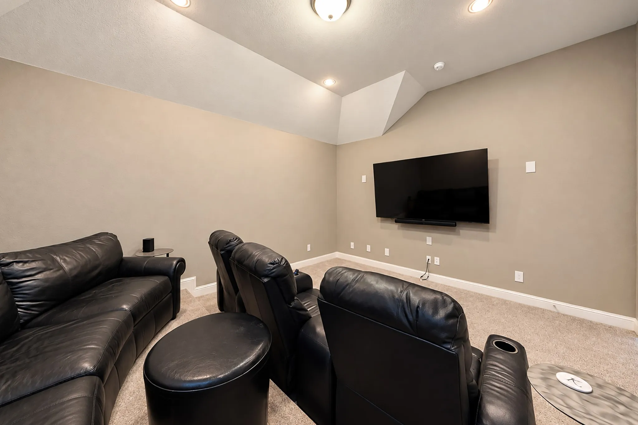 Single Family Residence For Sale in Tarrant County , 501 Rawhide Path, Keller, Texas 76248, 4 Bedroom, 3 Bathroom, 3 Garage spaces, 4,234 Sqft, built in 2015, mls#21408243, Real Estate Agent in Keller, Homes For Sale in Tarrant county, Homes For Sale in Keller, Realtor in Keller Texas, Real Estate Brokerage Independent Realty Texas, Luminita Cordes Realtor