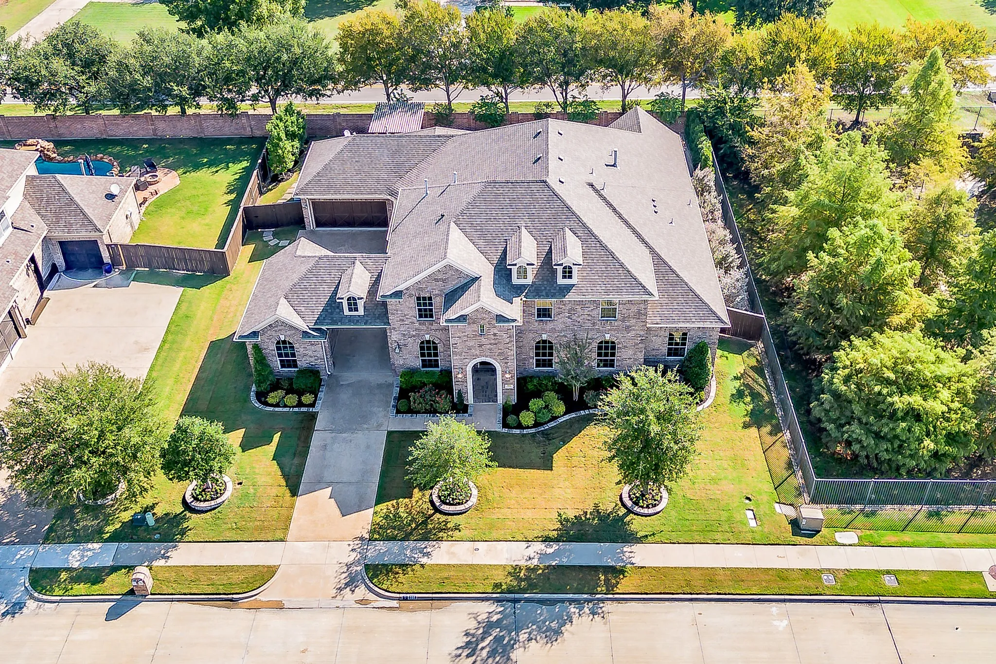Single Family Residence For Sale in Tarrant County , 501 Rawhide Path, Keller, Texas 76248, 4 Bedroom, 3 Bathroom, 3 Garage spaces, 4,234 Sqft, built in 2015, mls#21408243, Real Estate Agent in Keller, Homes For Sale in Tarrant county, Homes For Sale in Keller, Realtor in Keller Texas, Real Estate Brokerage Independent Realty Texas, Luminita Cordes Realtor