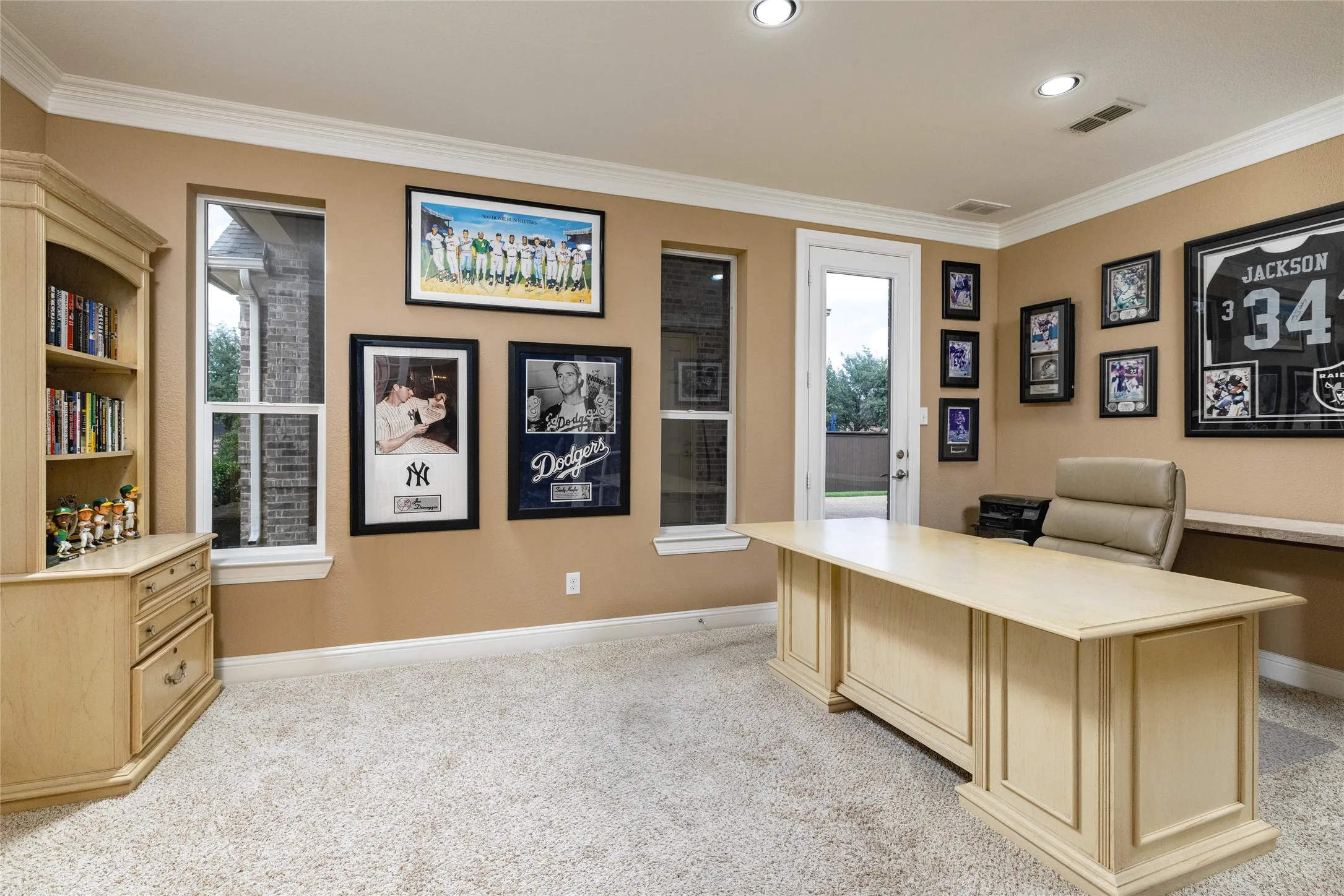 Single Family Residence For Sale in Tarrant County , 501 Rawhide Path, Keller, Texas 76248, 4 Bedroom, 3 Bathroom, 3 Garage spaces, 4,234 Sqft, built in 2015, mls#21408243, Real Estate Agent in Keller, Homes For Sale in Tarrant county, Homes For Sale in Keller, Realtor in Keller Texas, Real Estate Brokerage Independent Realty Texas, Luminita Cordes Realtor