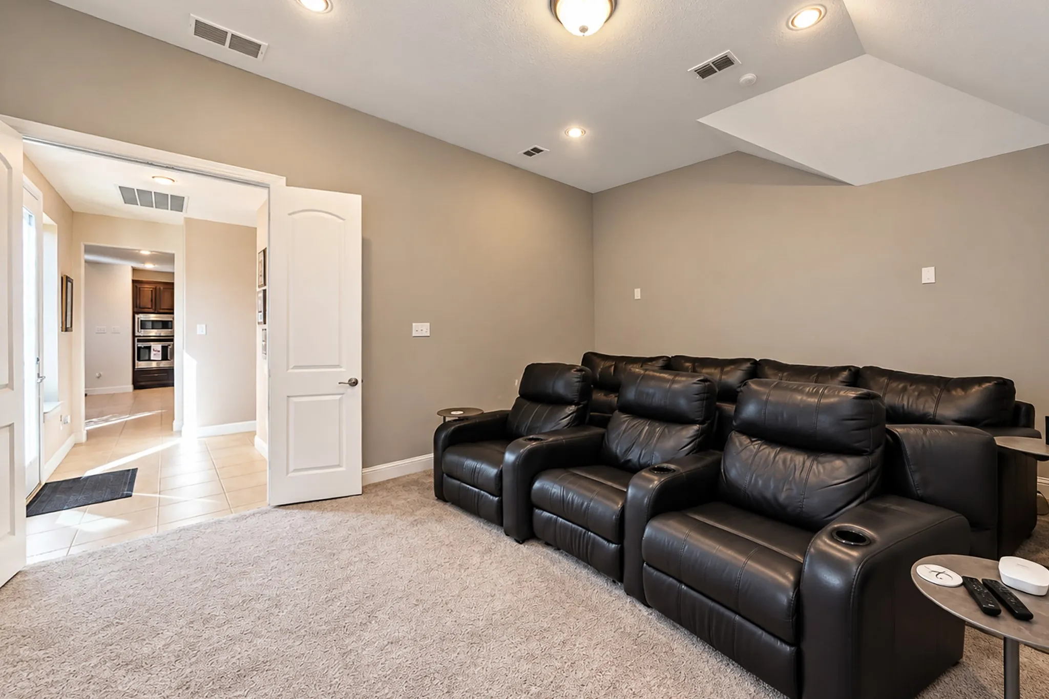Single Family Residence For Sale in Tarrant County , 501 Rawhide Path, Keller, Texas 76248, 4 Bedroom, 3 Bathroom, 3 Garage spaces, 4,234 Sqft, built in 2015, mls#21408243, Real Estate Agent in Keller, Homes For Sale in Tarrant county, Homes For Sale in Keller, Realtor in Keller Texas, Real Estate Brokerage Independent Realty Texas, Luminita Cordes Realtor