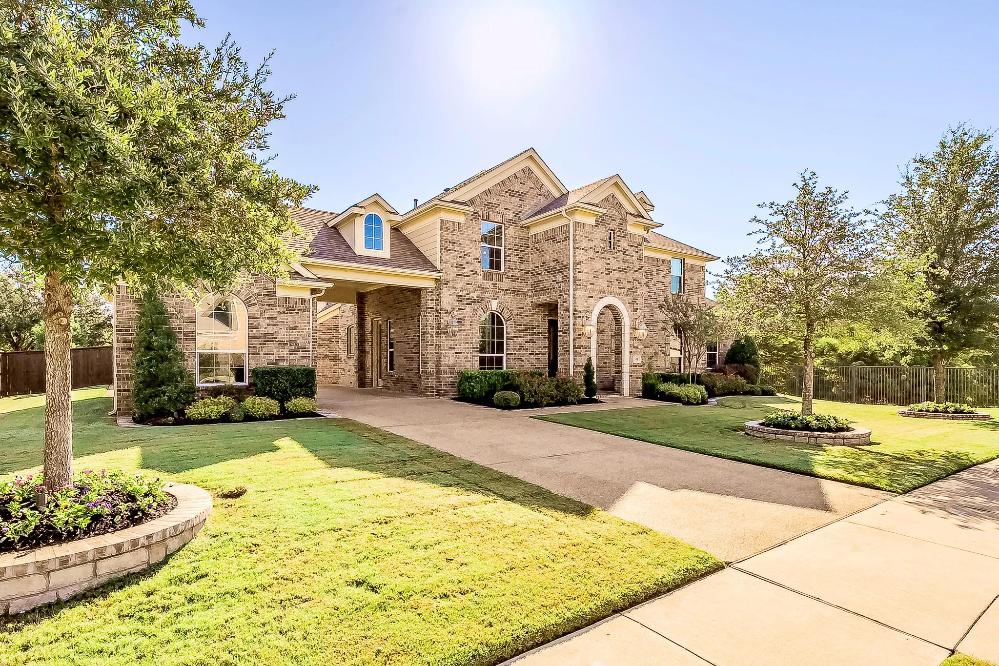 Single Family Residence For Sale in Tarrant County , 501 Rawhide Path, Keller, Texas 76248, 4 Bedroom, 3 Bathroom, 3 Garage spaces, 4,234 Sqft, built in 2015, mls#21408243, Real Estate Agent in Keller, Homes For Sale in Tarrant county, Homes For Sale in Keller, Realtor in Keller Texas, Real Estate Brokerage Independent Realty Texas, Luminita Cordes Realtor