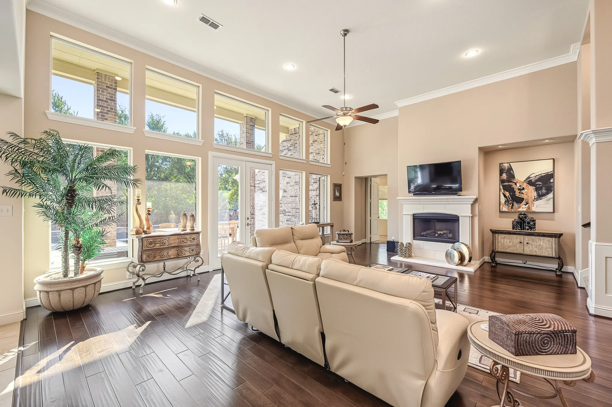 Single Family Residence For Sale in Tarrant County , 501 Rawhide Path, Keller, Texas 76248, 4 Bedroom, 3 Bathroom, 3 Garage spaces, 4,234 Sqft, built in 2015, mls#21408243, Real Estate Agent in Keller, Homes For Sale in Tarrant county, Homes For Sale in Keller, Realtor in Keller Texas, Real Estate Brokerage Independent Realty Texas, Luminita Cordes Realtor
