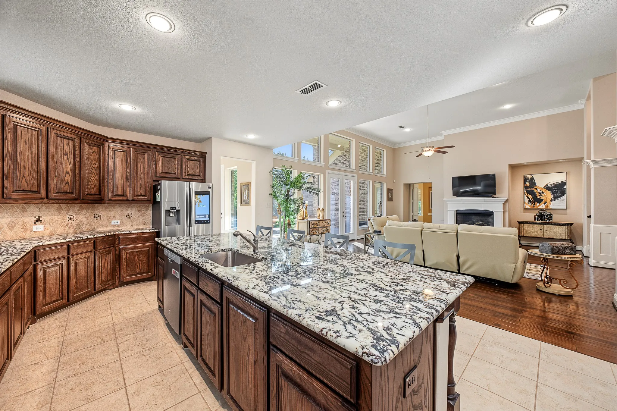 Single Family Residence For Sale in Tarrant County , 501 Rawhide Path, Keller, Texas 76248, 4 Bedroom, 3 Bathroom, 3 Garage spaces, 4,234 Sqft, built in 2015, mls#21408243, Real Estate Agent in Keller, Homes For Sale in Tarrant county, Homes For Sale in Keller, Realtor in Keller Texas, Real Estate Brokerage Independent Realty Texas, Luminita Cordes Realtor
