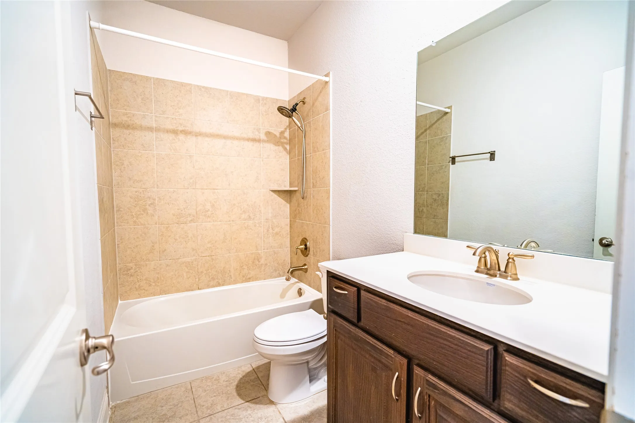 Single Family Residence For Sale in Collin County , 11004 Brownwood Place, Mc Kinney, Texas 75071, 4 Bedroom, 3 Bathroom, 2 Garage spaces, 2,042 Sqft, built in 2019, mls#21379888, Real Estate Agent in Mc Kinney, Homes For Sale in Collin county, Homes For Sale in Mc Kinney, Realtor in Mc Kinney Texas, Real Estate Brokerage Independent Realty Texas, Luminita Cordes Realtor