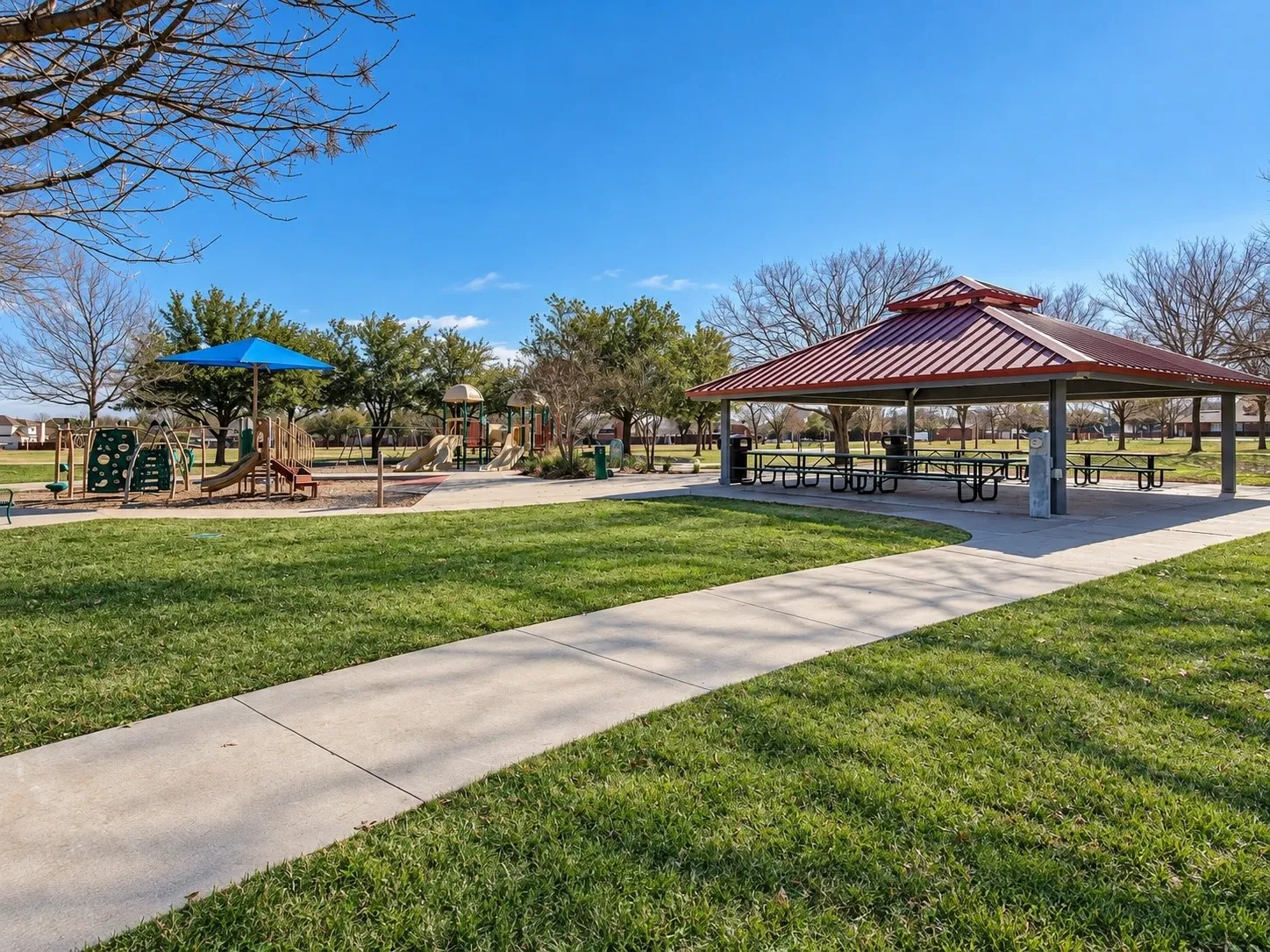 Single Family Residence For Sale in Collin County , 2609 Antlers Court, Plano, Texas 75025, 4 Bedroom, 3 Bathroom, 2 Garage spaces, 2,809 Sqft, built in 1986, mls#21411362, Real Estate Agent in Plano, Homes For Sale in Collin county, Homes For Sale in Plano, Realtor in Plano Texas, Real Estate Brokerage Independent Realty Texas, Luminita Cordes Realtor