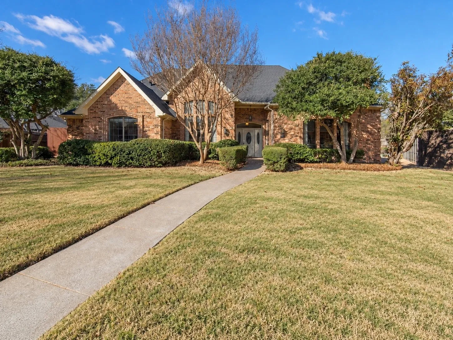 Single Family Residence For Sale