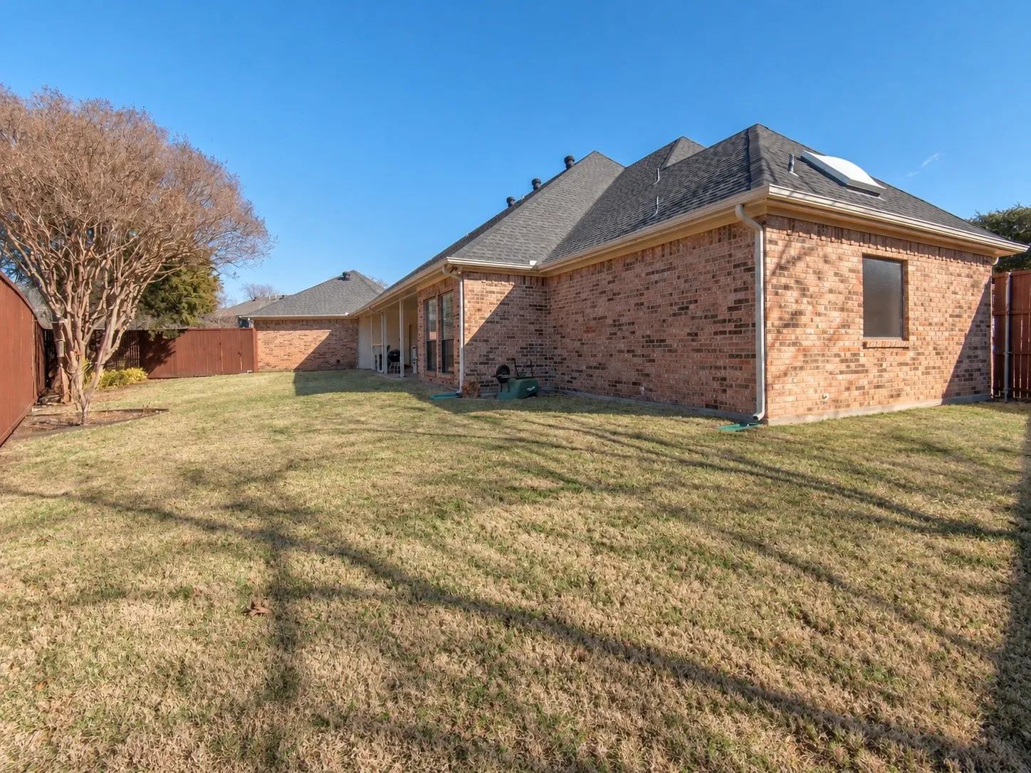 Single Family Residence For Sale in Collin County , 2609 Antlers Court, Plano, Texas 75025, 4 Bedroom, 3 Bathroom, 2 Garage spaces, 2,809 Sqft, built in 1986, mls#21411362, Real Estate Agent in Plano, Homes For Sale in Collin county, Homes For Sale in Plano, Realtor in Plano Texas, Real Estate Brokerage Independent Realty Texas, Luminita Cordes Realtor