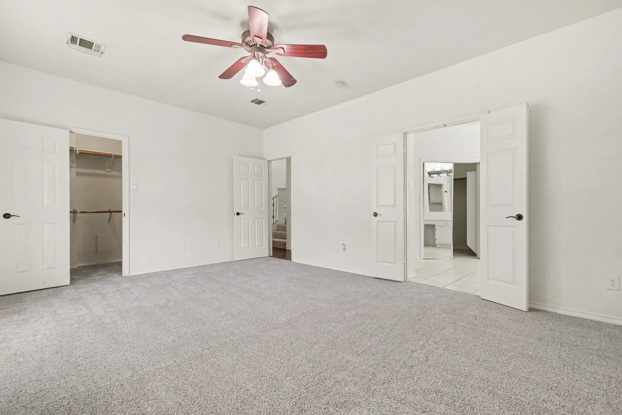 Single Family Residence For Sale in Collin County , 2221 Pittner Lane, Plano, Texas 75025, 4 Bedroom, 3 Bathroom, 1 Garage spaces, 2,800 Sqft, built in 1994, mls#21411367, Real Estate Agent in Plano, Homes For Sale in Collin county, Homes For Sale in Plano, Realtor in Plano Texas, Real Estate Brokerage Independent Realty Texas, Luminita Cordes Realtor