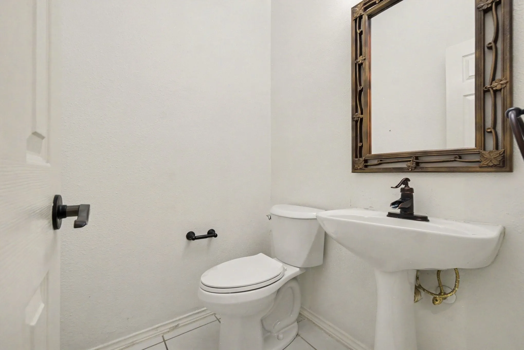 Single Family Residence For Sale in Collin County , 2221 Pittner Lane, Plano, Texas 75025, 4 Bedroom, 3 Bathroom, 1 Garage spaces, 2,800 Sqft, built in 1994, mls#21411367, Real Estate Agent in Plano, Homes For Sale in Collin county, Homes For Sale in Plano, Realtor in Plano Texas, Real Estate Brokerage Independent Realty Texas, Luminita Cordes Realtor
