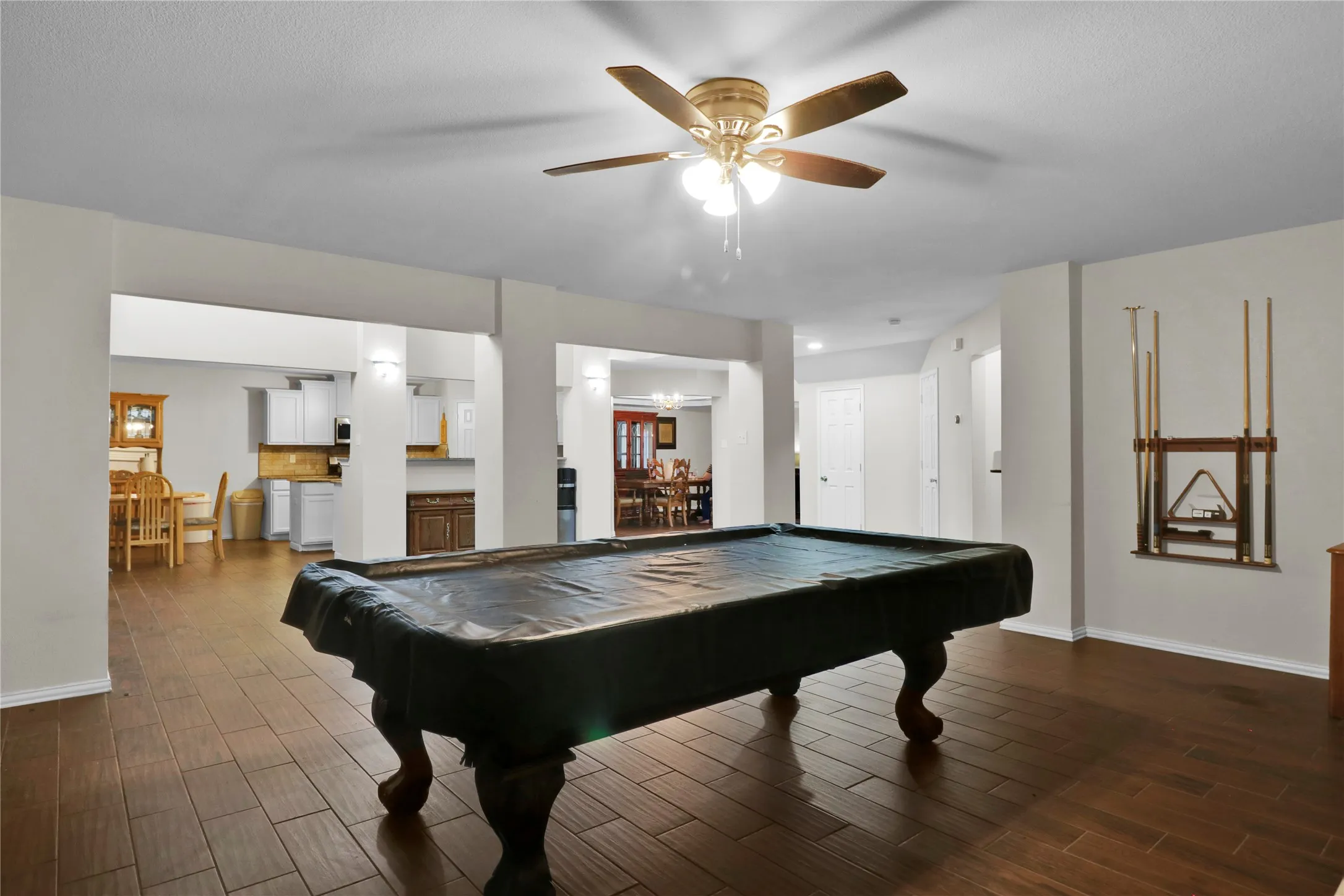 View of kitchen and breakfast area from​​‌​​​​‌​​‌‌​‌‌​​​‌‌​‌​‌​‌​​​‌​​ kitchen.