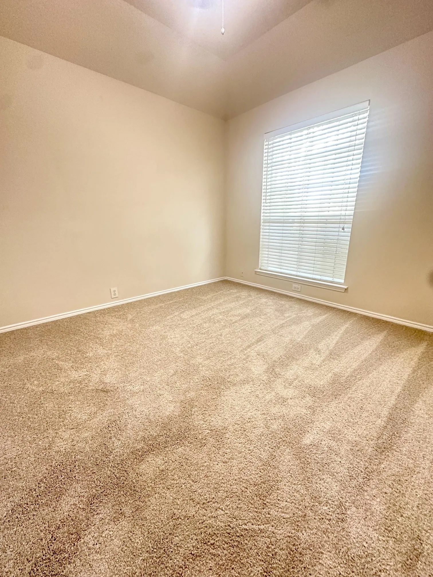 Single Family Residence For Rent in Collin County , 8733 Somerville Way, Plano, Texas 75025, 4 Bedroom, 2 Bathroom, 2 Garage spaces, 2,030 Sqft, built in 1999, mls#21411391, Real Estate Agent in Plano, Homes For Rent in Collin county, Homes For Rent in Plano, Realtor in Plano Texas, Real Estate Brokerage Independent Realty Texas, Luminita Cordes Realtor
