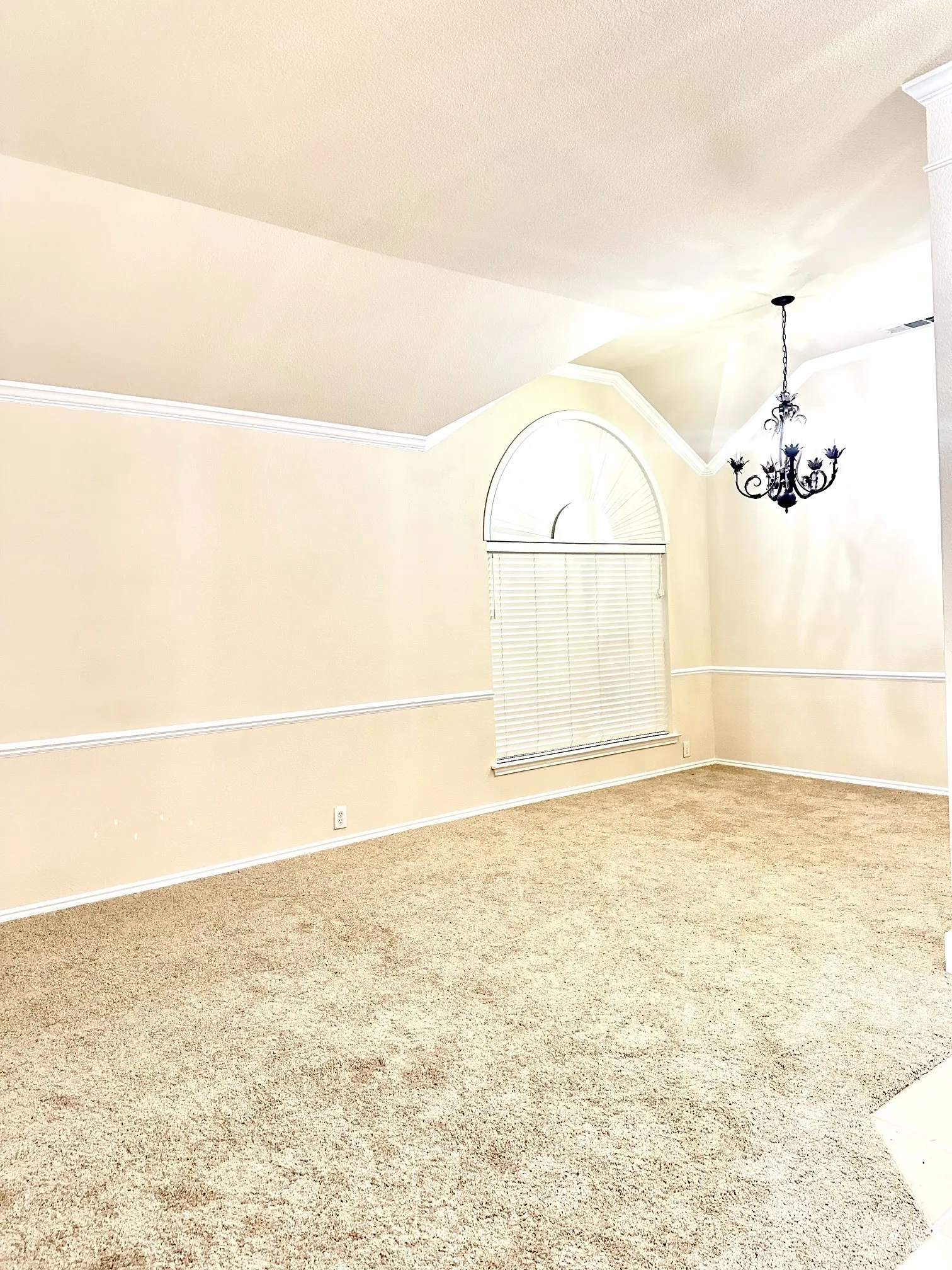 Single Family Residence For Rent in Collin County , 8733 Somerville Way, Plano, Texas 75025, 4 Bedroom, 2 Bathroom, 2 Garage spaces, 2,030 Sqft, built in 1999, mls#21411391, Real Estate Agent in Plano, Homes For Rent in Collin county, Homes For Rent in Plano, Realtor in Plano Texas, Real Estate Brokerage Independent Realty Texas, Luminita Cordes Realtor