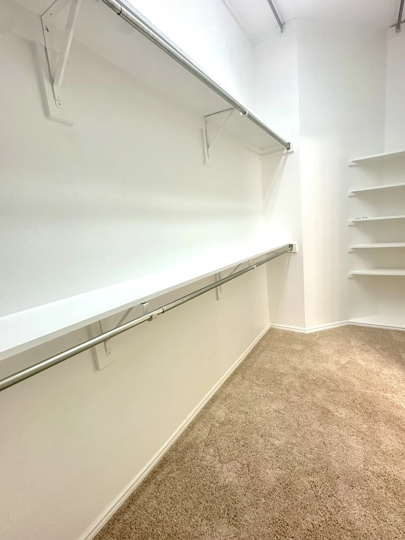 Single Family Residence For Rent in Collin County , 8733 Somerville Way, Plano, Texas 75025, 4 Bedroom, 2 Bathroom, 2 Garage spaces, 2,030 Sqft, built in 1999, mls#21411391, Real Estate Agent in Plano, Homes For Rent in Collin county, Homes For Rent in Plano, Realtor in Plano Texas, Real Estate Brokerage Independent Realty Texas, Luminita Cordes Realtor