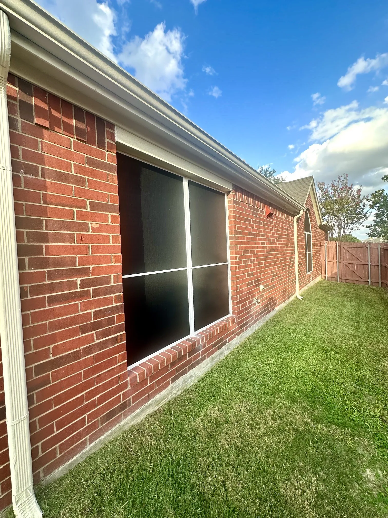 Single Family Residence For Rent in Collin County , 8733 Somerville Way, Plano, Texas 75025, 4 Bedroom, 2 Bathroom, 2 Garage spaces, 2,030 Sqft, built in 1999, mls#21411391, Real Estate Agent in Plano, Homes For Rent in Collin county, Homes For Rent in Plano, Realtor in Plano Texas, Real Estate Brokerage Independent Realty Texas, Luminita Cordes Realtor
