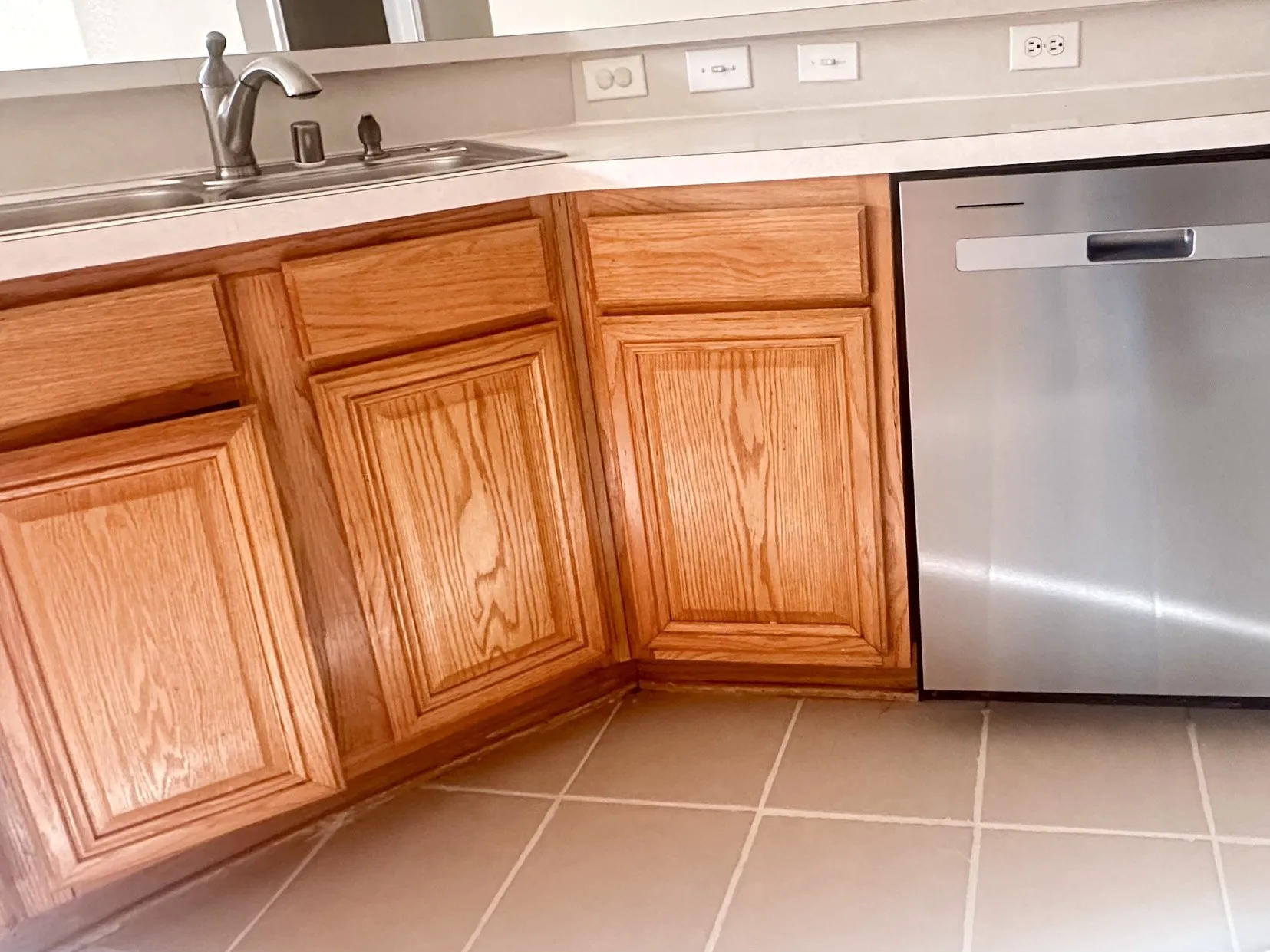 Single Family Residence For Rent in Collin County , 8733 Somerville Way, Plano, Texas 75025, 4 Bedroom, 2 Bathroom, 2 Garage spaces, 2,030 Sqft, built in 1999, mls#21411391, Real Estate Agent in Plano, Homes For Rent in Collin county, Homes For Rent in Plano, Realtor in Plano Texas, Real Estate Brokerage Independent Realty Texas, Luminita Cordes Realtor