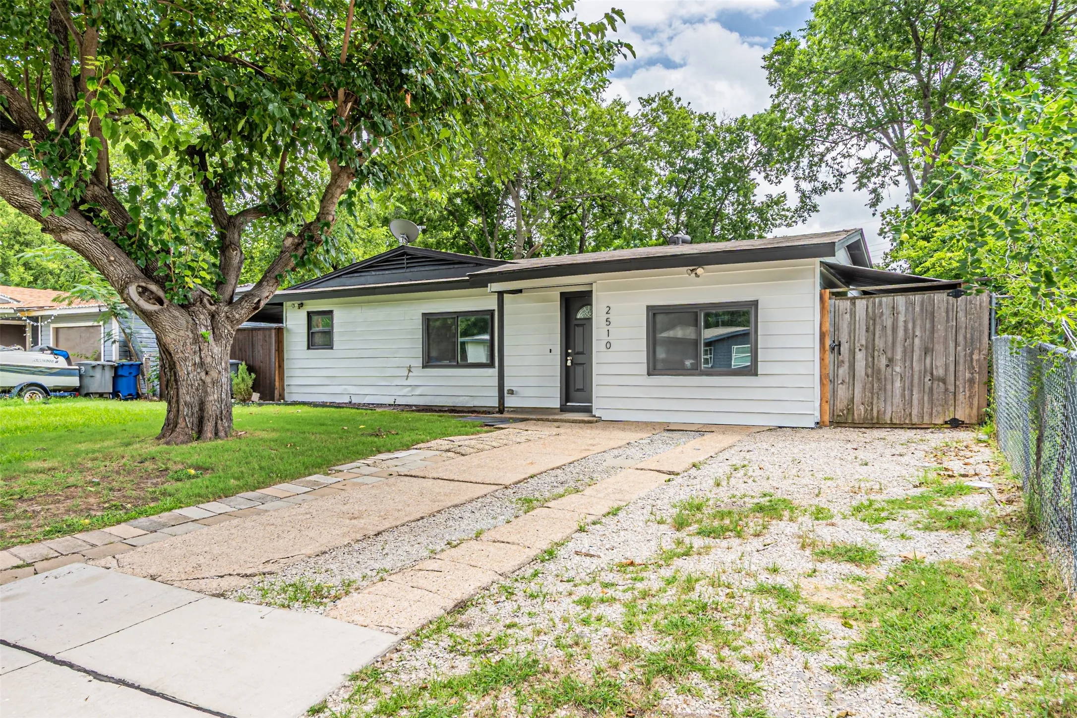 Single Family Residence For Sale