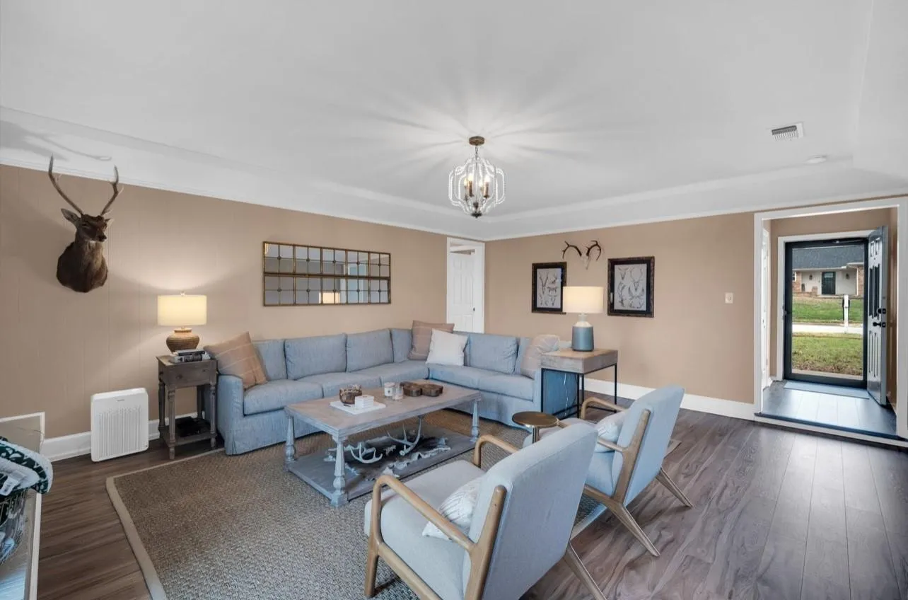 Single Family Residence For Rent in Tarrant County , 605 Steeplechase Drive, Bedford, Texas 76021, 3 Bedroom, 2 Bathroom, 2 Garage spaces, 1,506 Sqft, built in 1979, mls#21411419, Real Estate Agent in Bedford, Homes For Rent in Tarrant county, Homes For Rent in Bedford, Realtor in Bedford Texas, Real Estate Brokerage Independent Realty Texas, Luminita Cordes Realtor