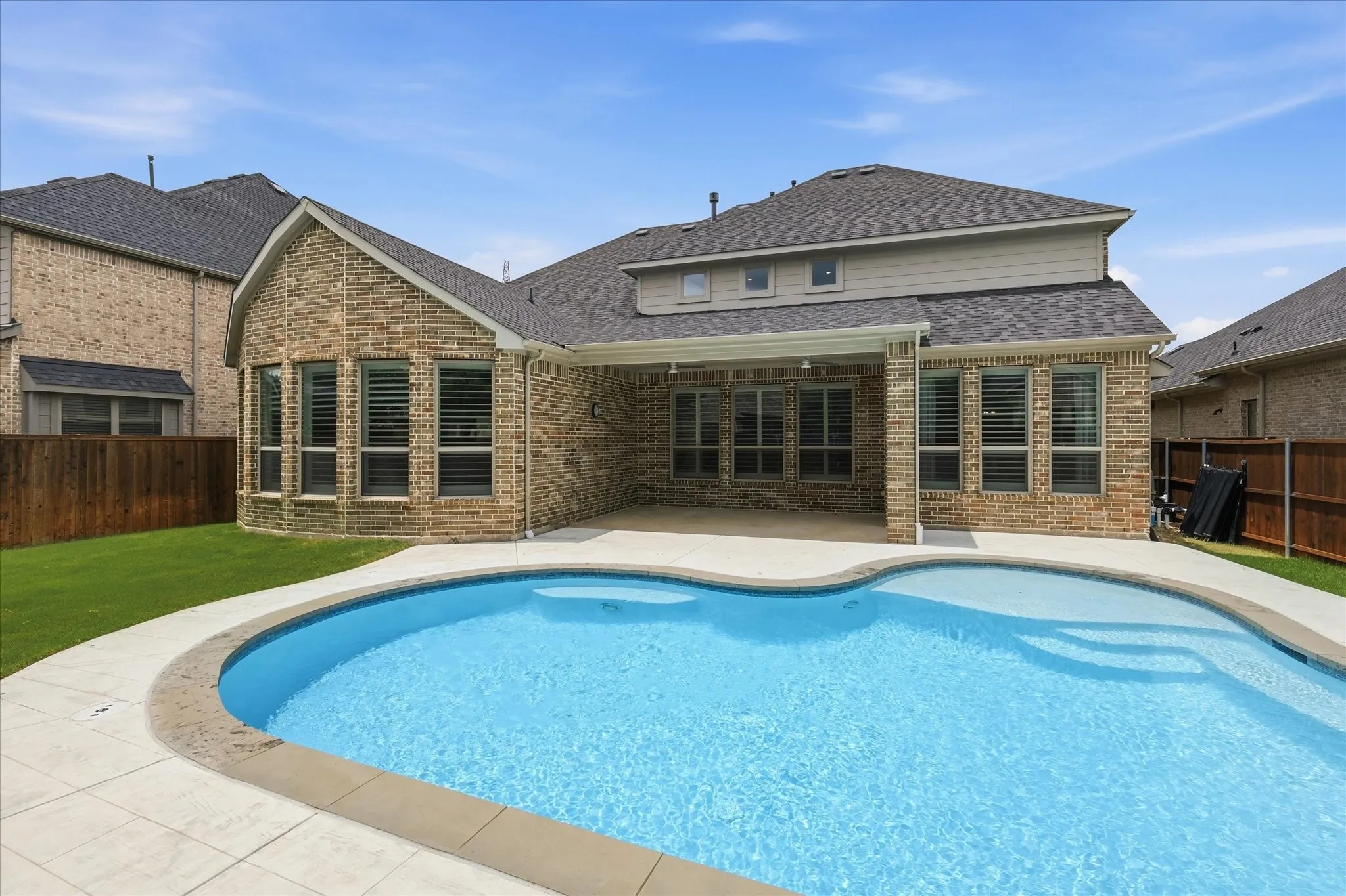 Make this home yours!