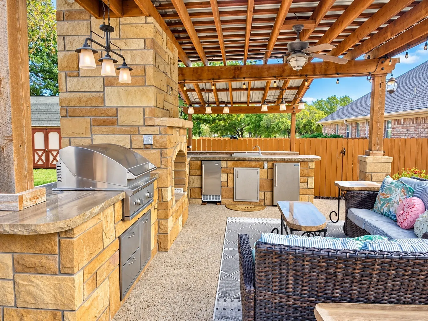 Single Family Residence For Sale in Wise County , 395 County Road 1646, Chico, Texas 76431, 3 Bedroom, 3 Bathroom, Garage spaces, 2,798 Sqft, built in 1993, mls#21407050, Real Estate Agent in Chico, Homes For Sale in Wise county, Homes For Sale in Chico, Realtor in Chico Texas, Real Estate Brokerage Independent Realty Texas, Luminita Cordes Realtor
